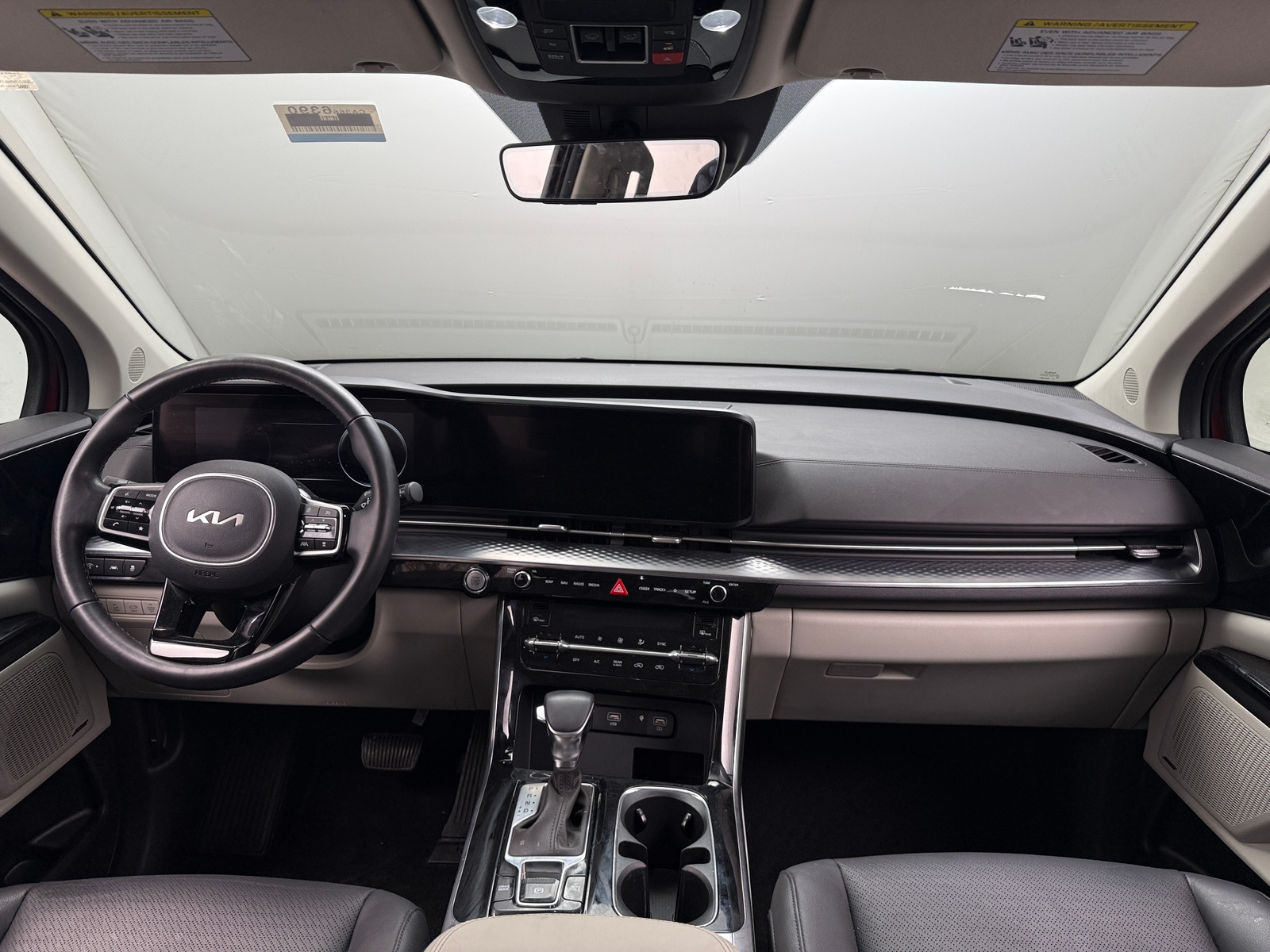 Thumbnail: 2023 Kia Carnival - 2