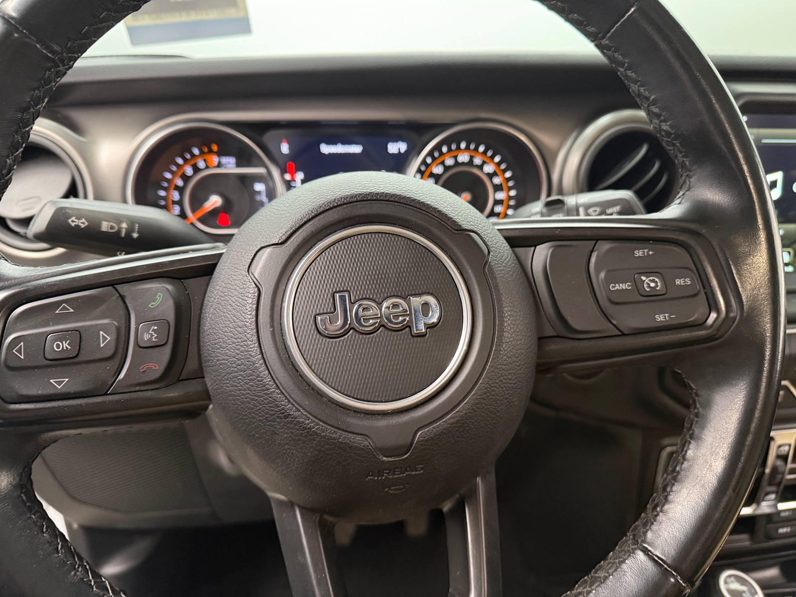 Thumbnail: 2021 Jeep Wrangler - 5