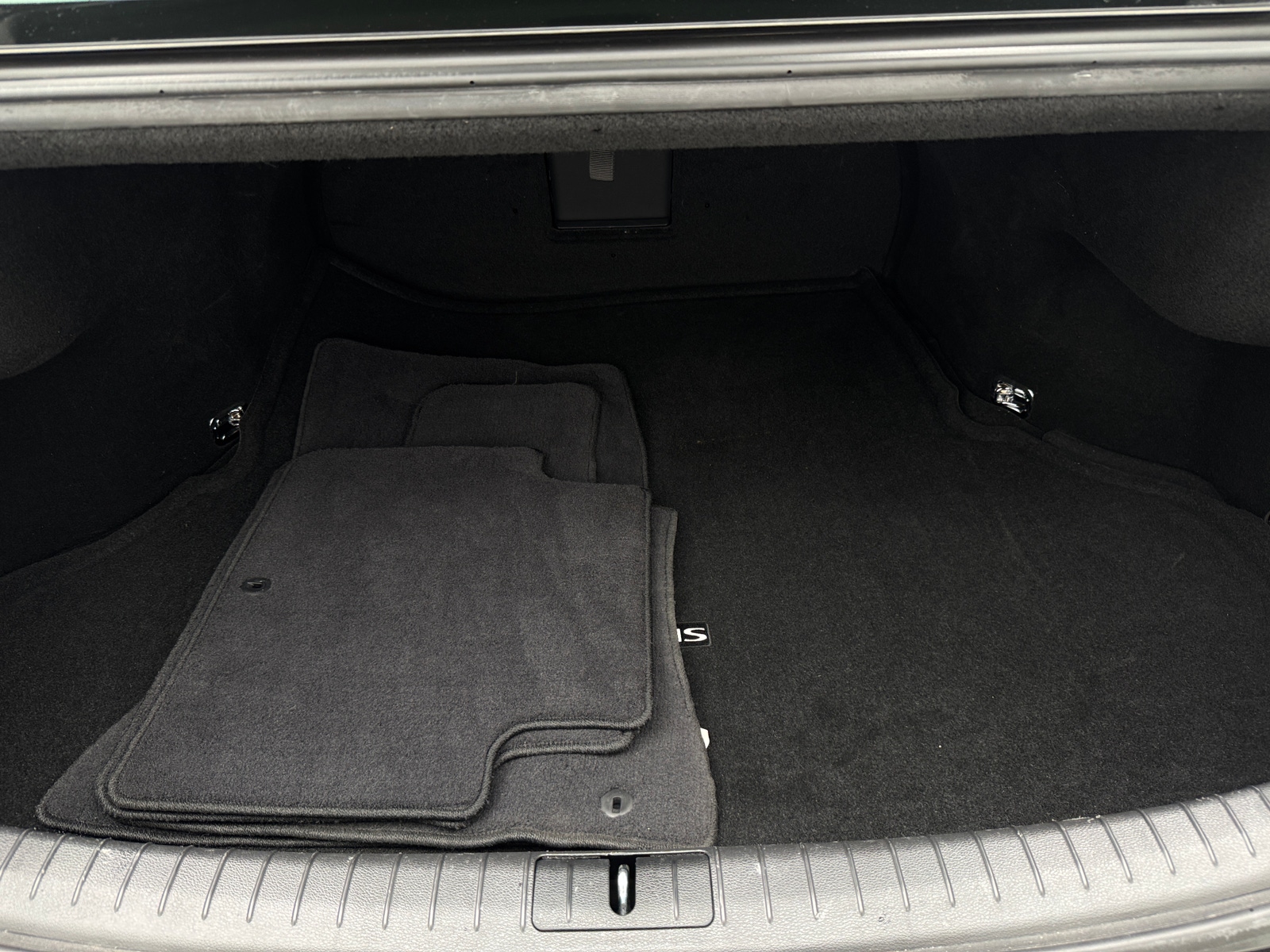 Thumbnail: 2015 Hyundai Genesis - 6