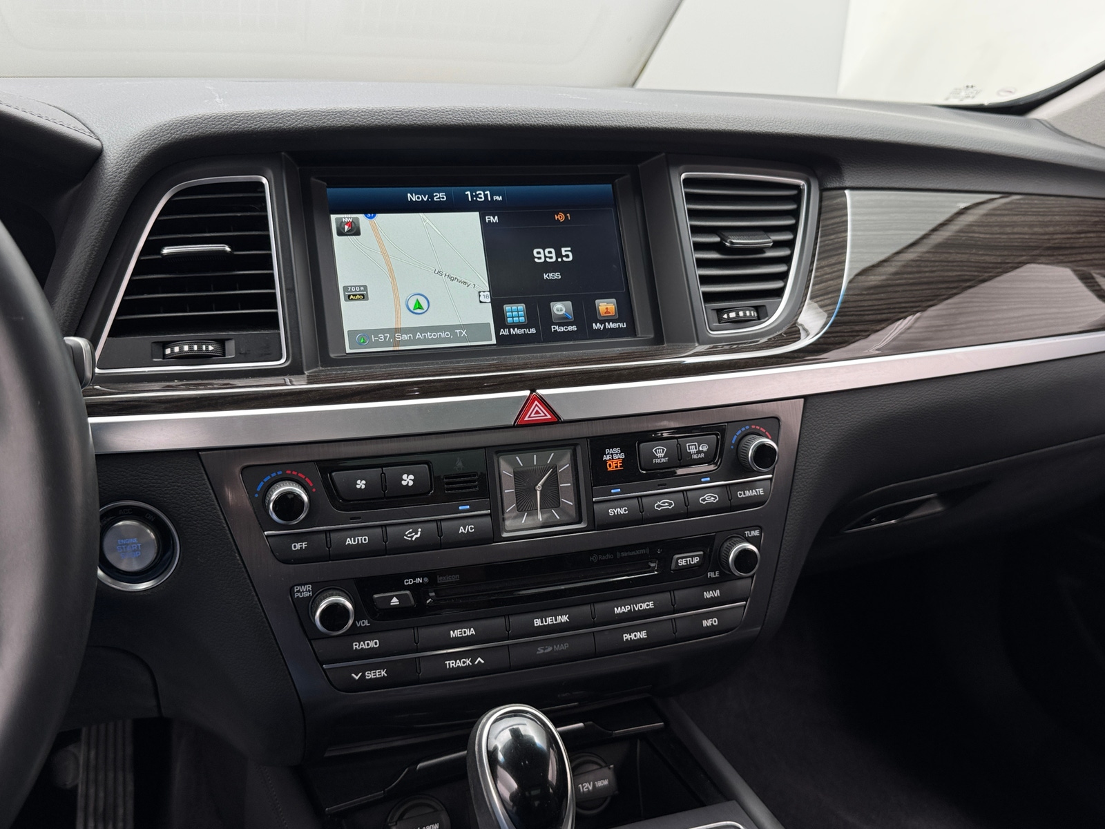 Thumbnail: 2015 Hyundai Genesis - 3