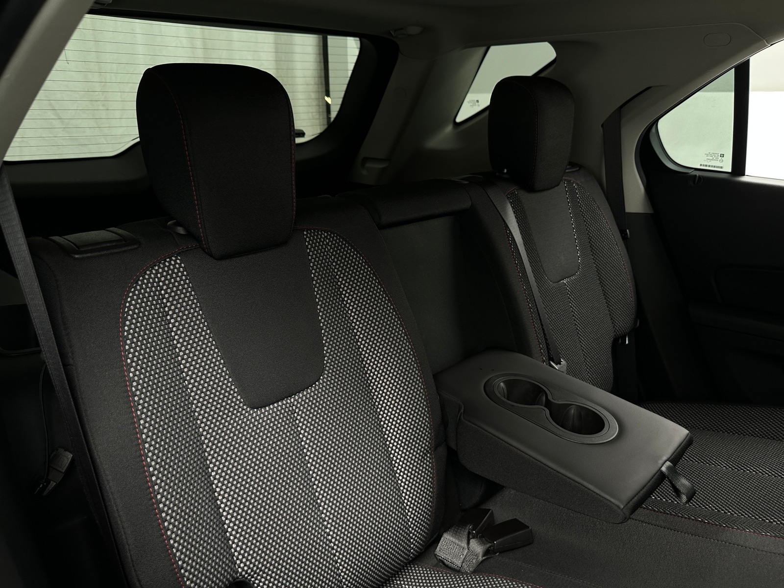 Thumbnail: 2017 Chevrolet Equinox - 6