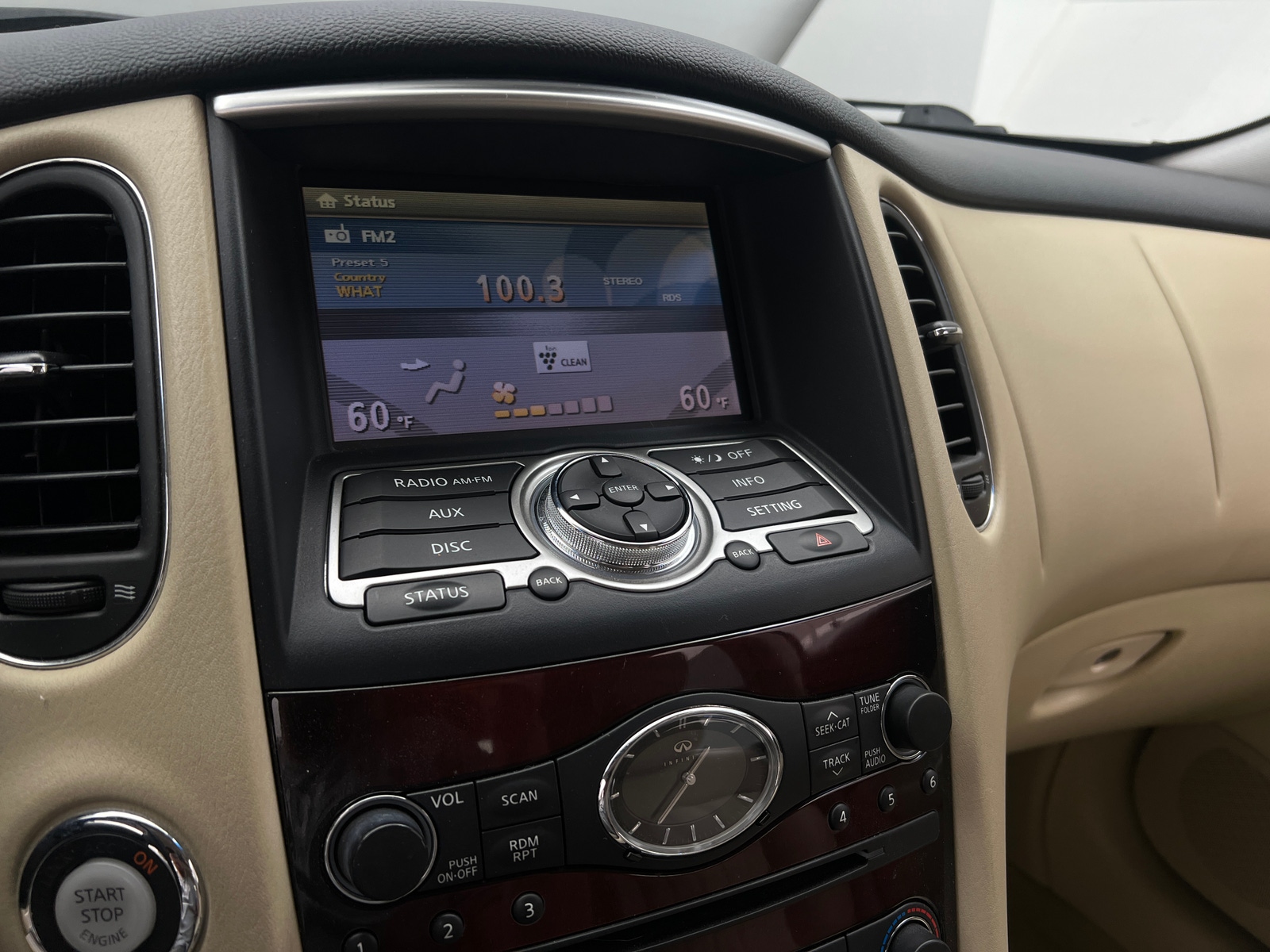 Thumbnail: 2017 INFINITI QX50 - 3