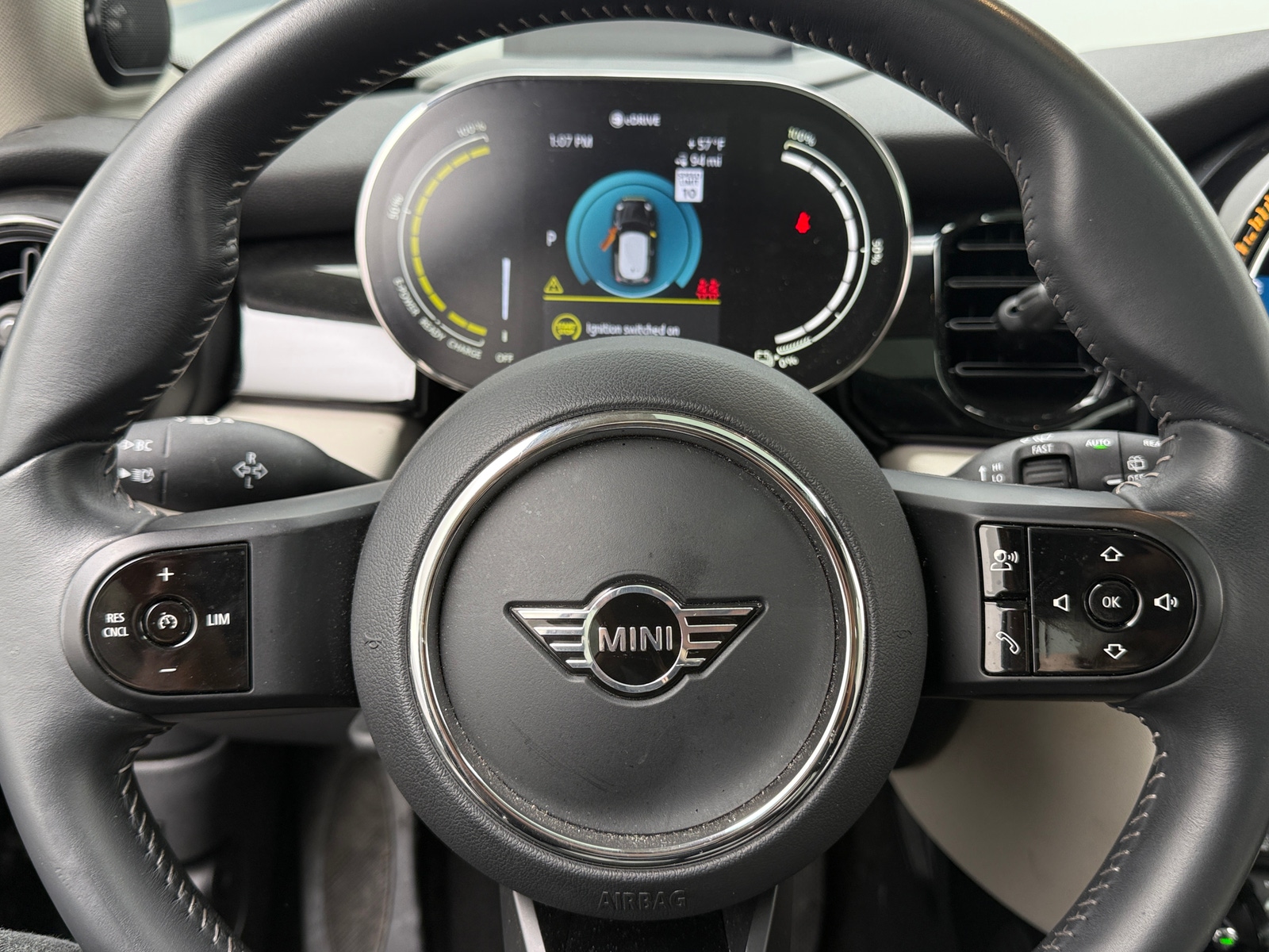 Thumbnail: 2023 MINI Cooper Hardtop - 4