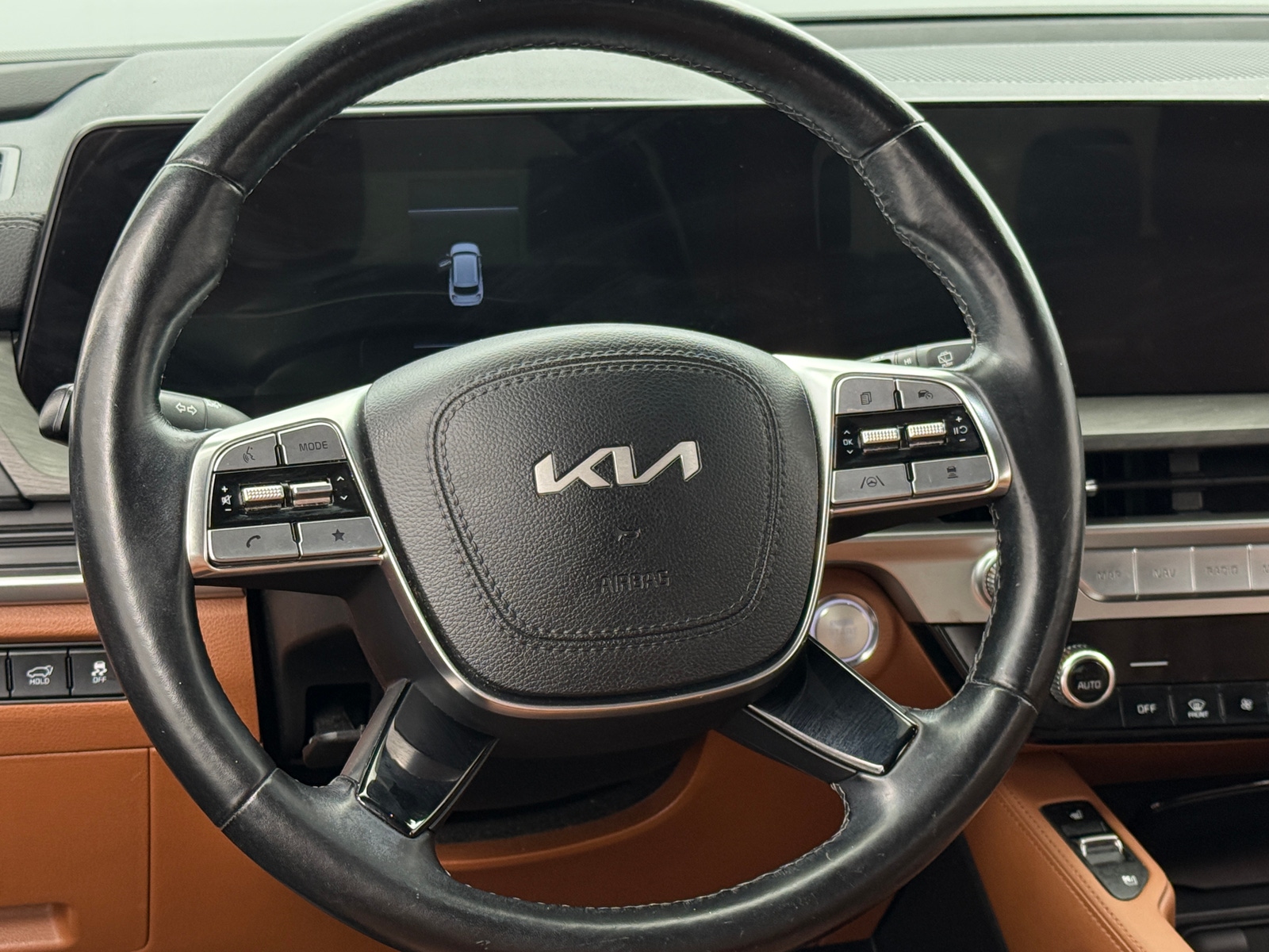 Thumbnail: 2023 Kia Telluride - 4