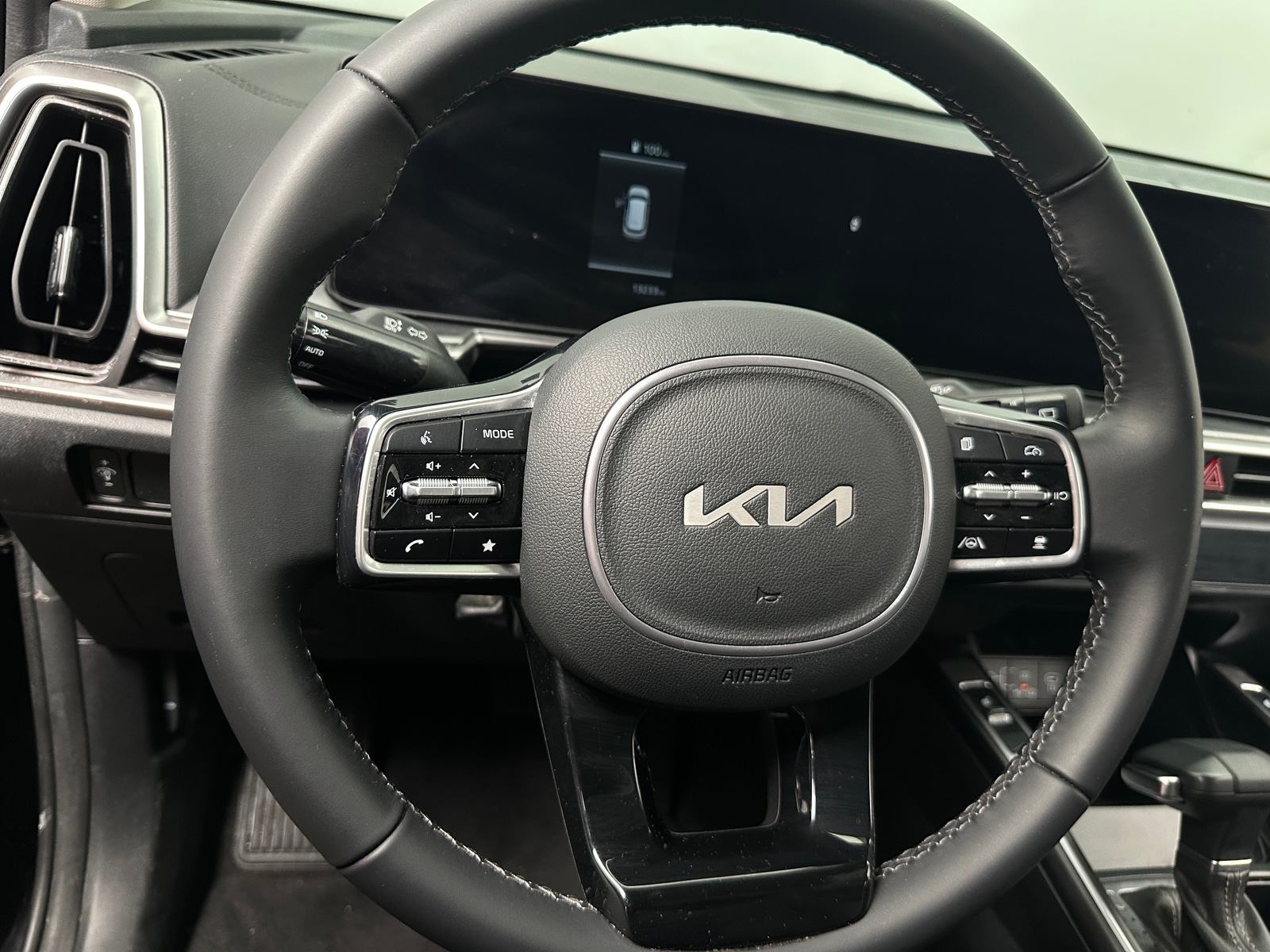 Thumbnail: 2025 Kia Sorento - 4