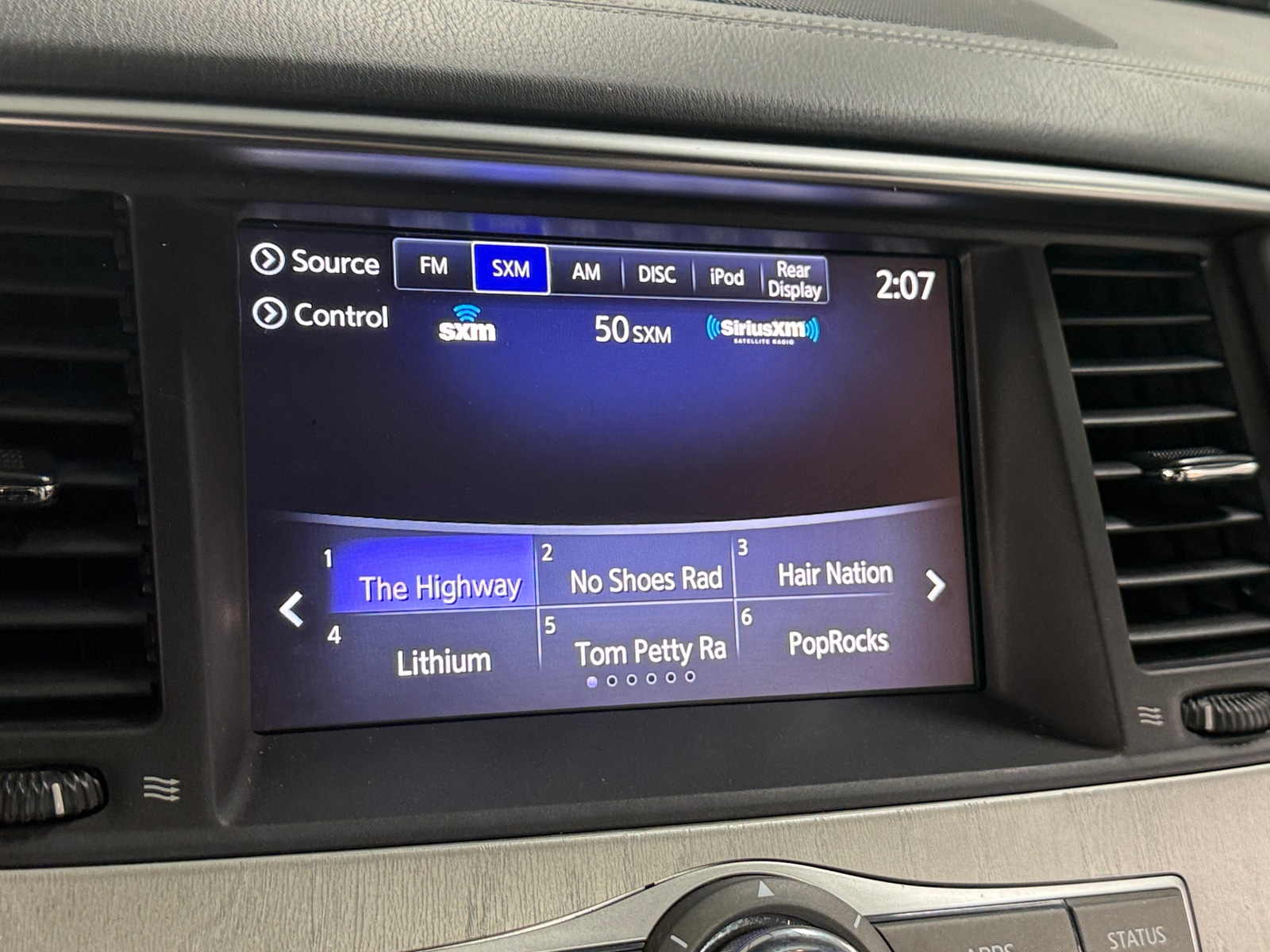 Thumbnail: 2019 INFINITI QX80 - 3