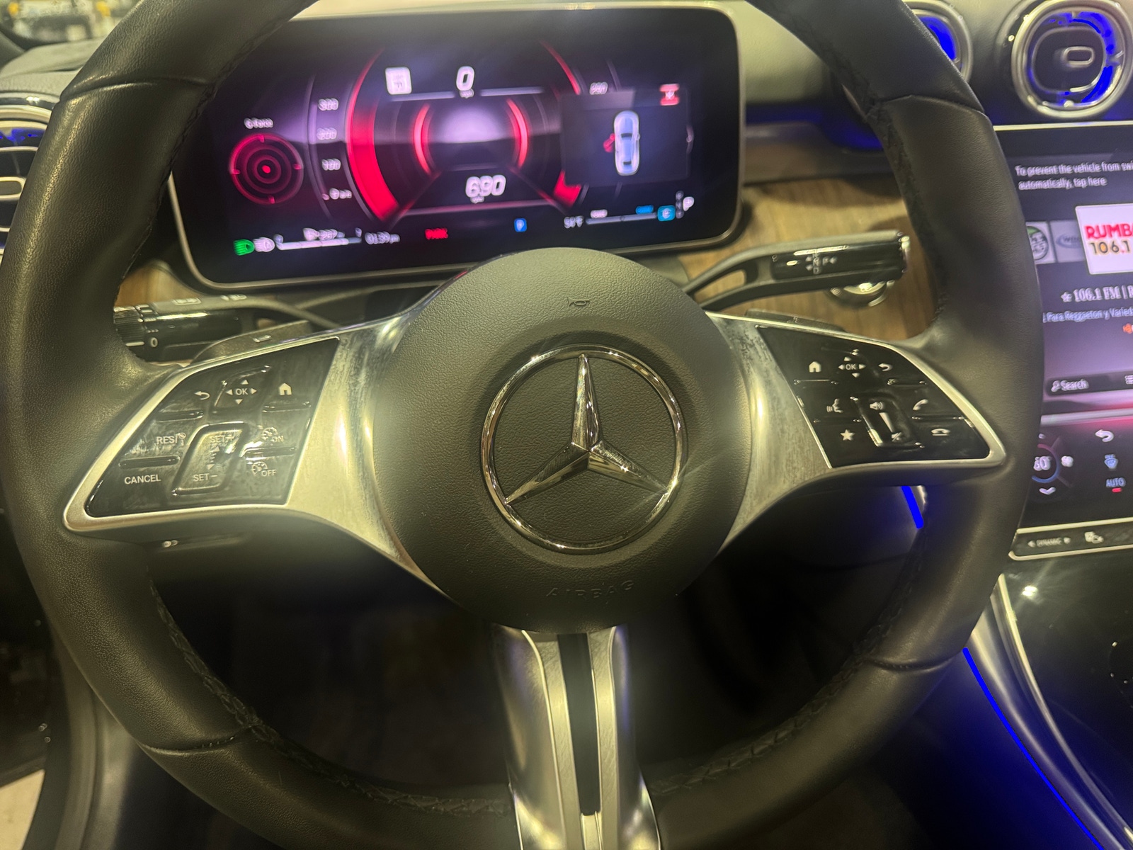 Thumbnail: 2025 Mercedes-Benz CLE - 3