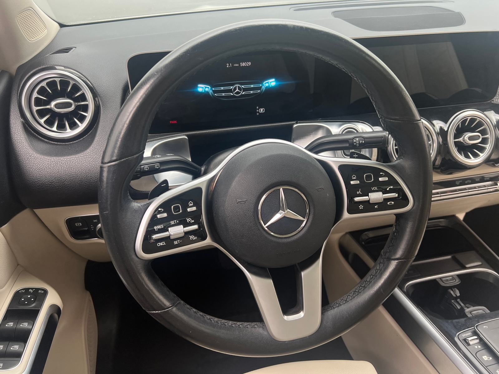 Thumbnail: 2021 Mercedes-Benz GLB - 5