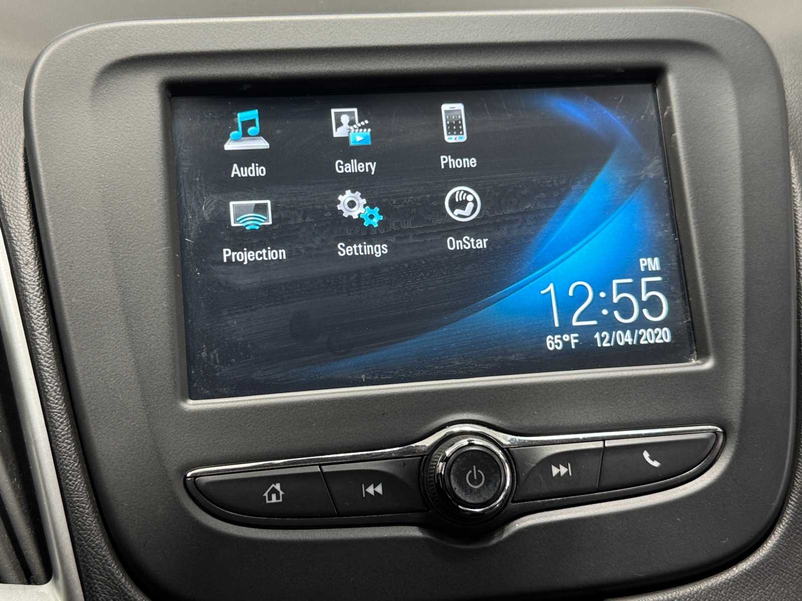 Thumbnail: 2017 Chevrolet Malibu - 4