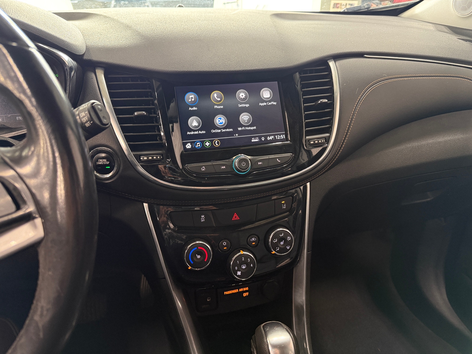 Thumbnail: 2018 Chevrolet Trax - 3