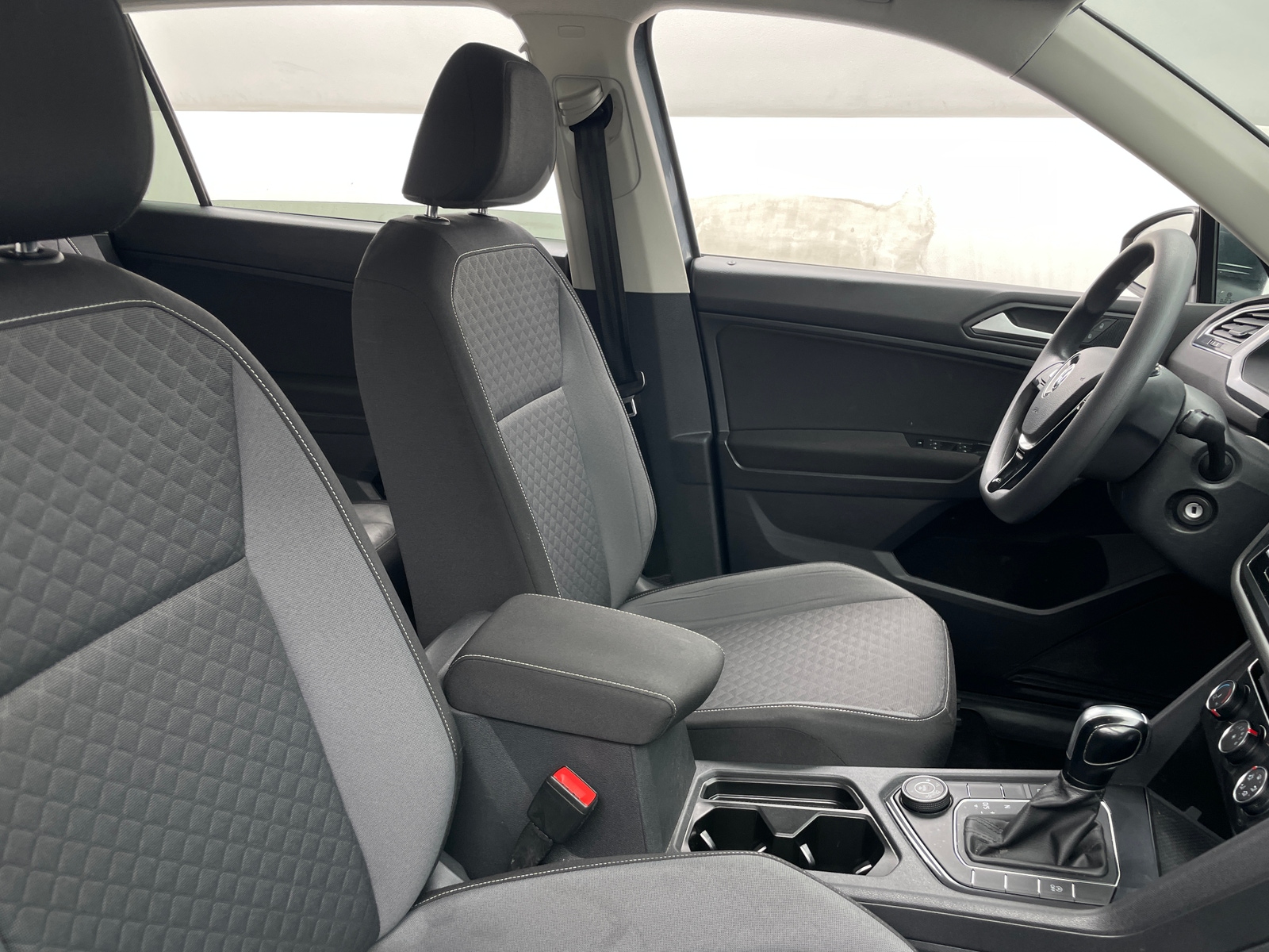 Thumbnail: 2021 Volkswagen Tiguan - 2