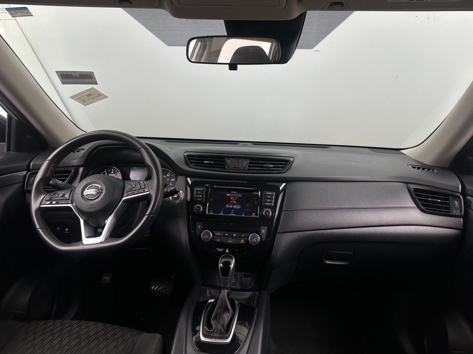 Thumbnail: 2020 Nissan Rogue - 3