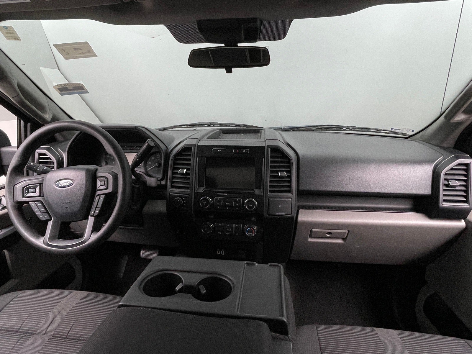 Thumbnail: 2019 Ford Econoline - 3