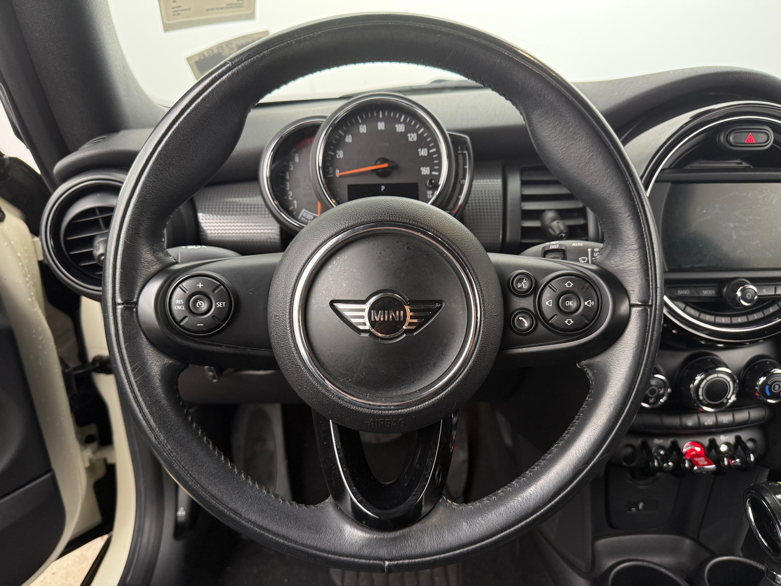 Thumbnail: 2019 MINI Cooper Convertible - 5