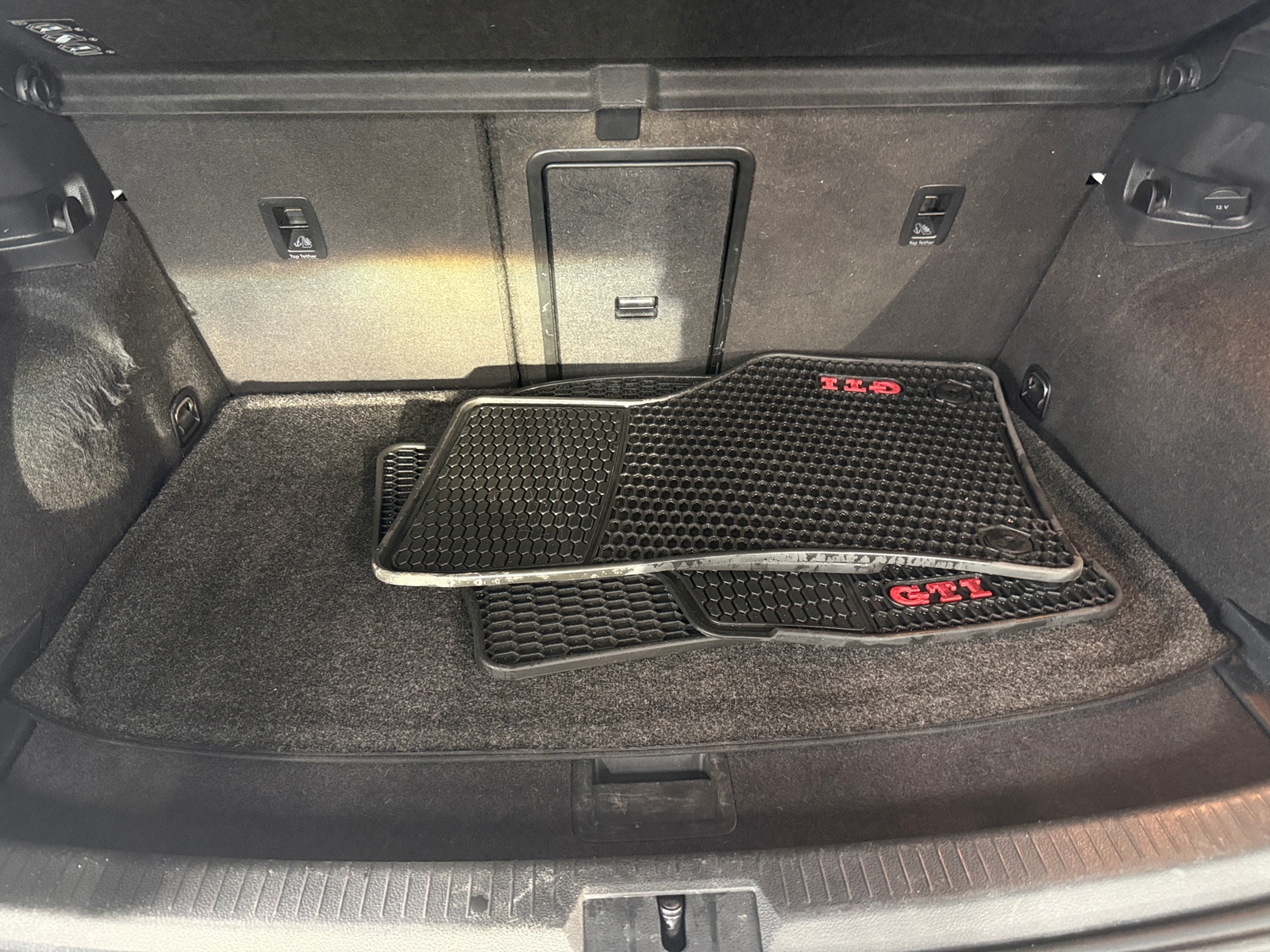 Thumbnail: 2018 Volkswagen Golf - 6