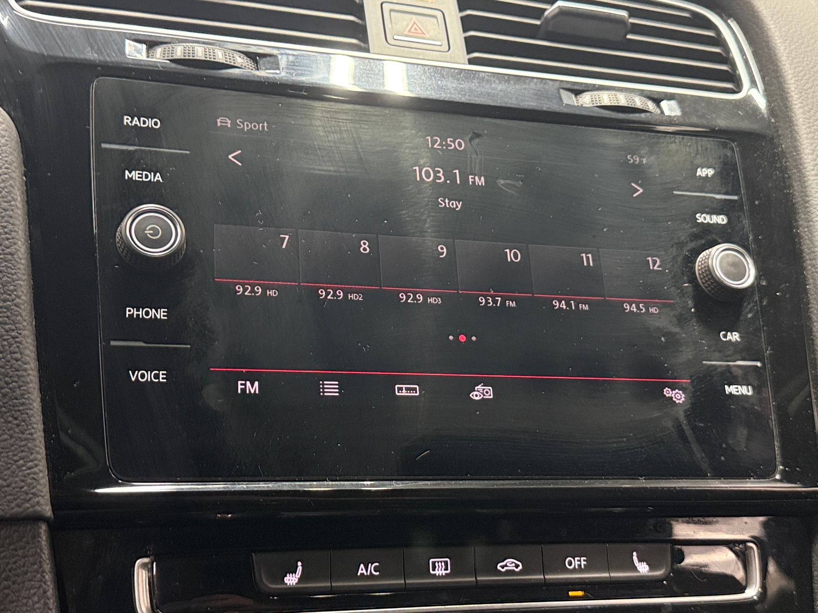 Thumbnail: 2018 Volkswagen Golf - 3