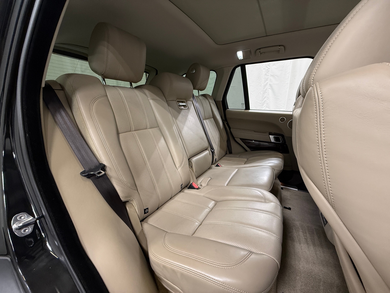 Thumbnail: 2017 Land Rover Range Rover - 5