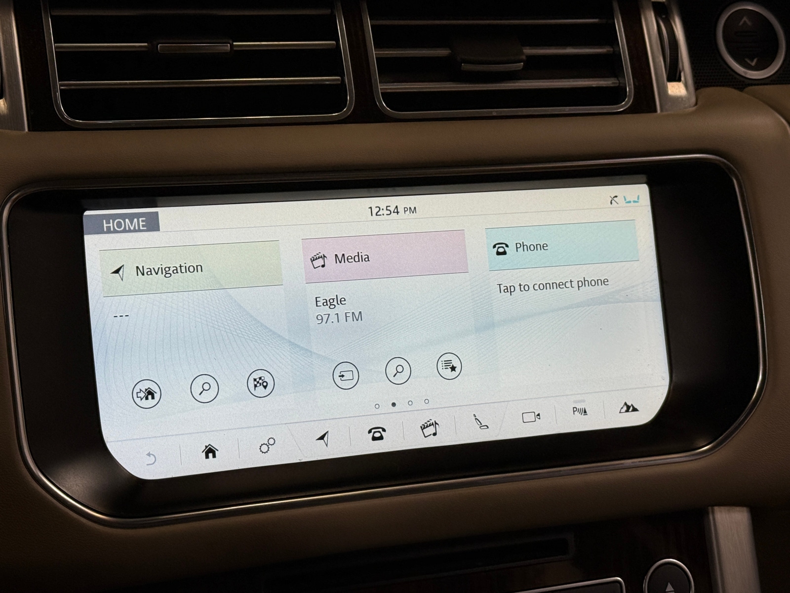 Thumbnail: 2017 Land Rover Range Rover - 3