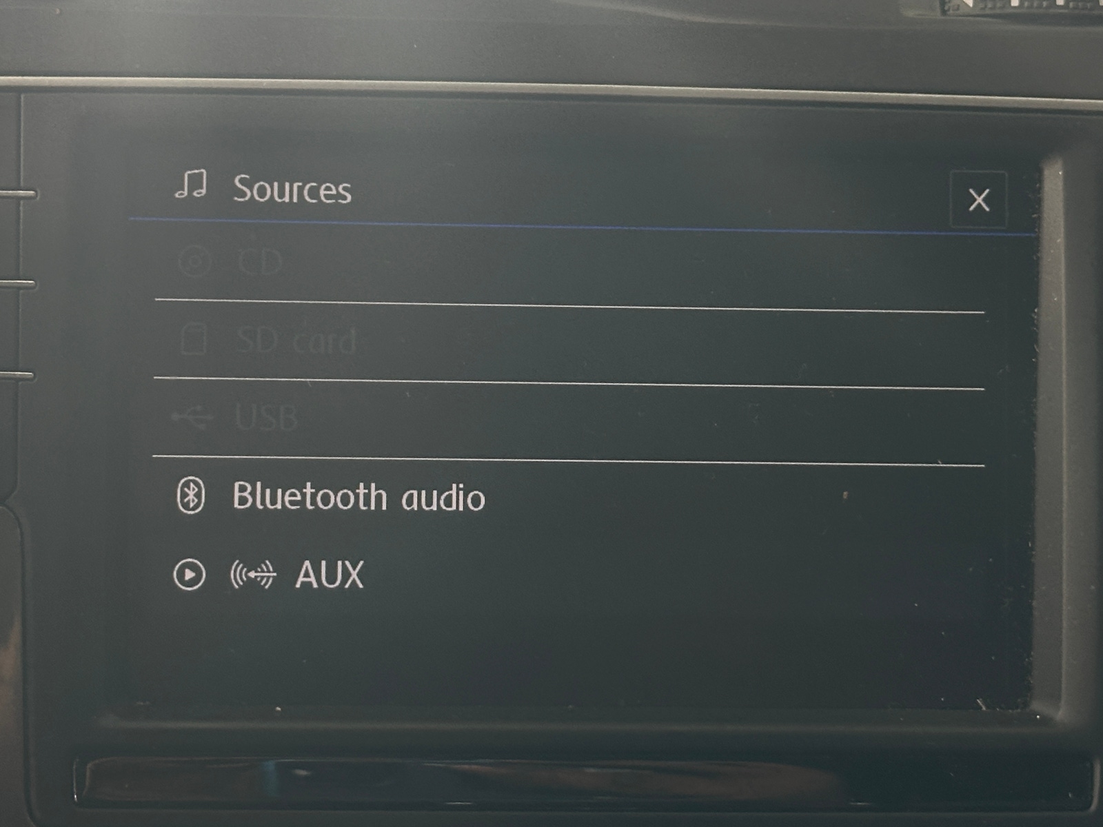 Thumbnail: 2016 Volkswagen e-Golf - 4