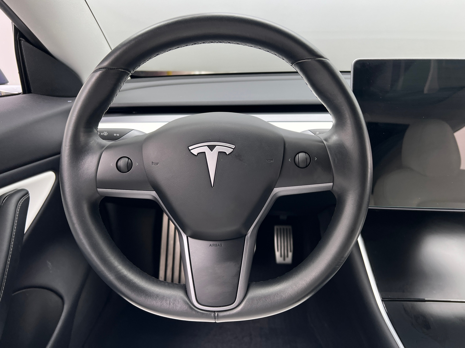 Thumbnail: 2019 Tesla Model 3 - 4