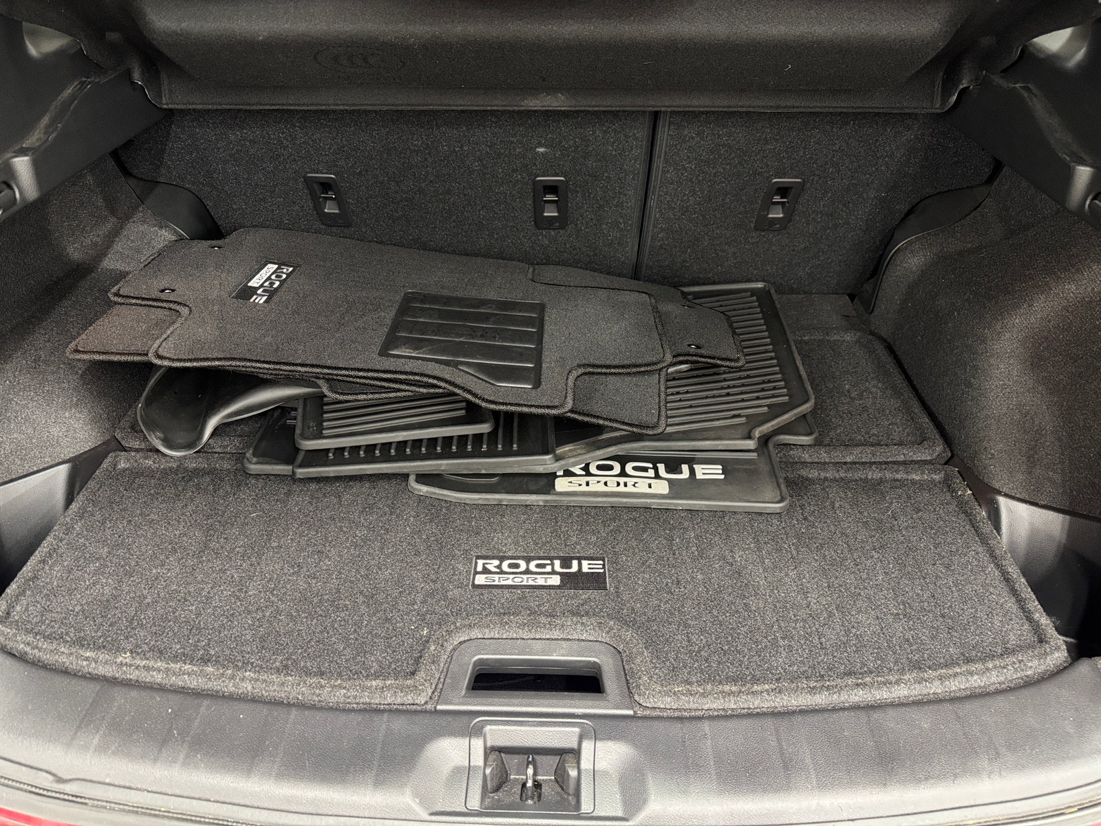 Thumbnail: 2020 Nissan Rogue Sport - 7