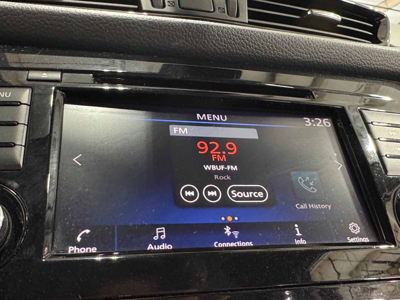 Thumbnail: 2020 Nissan Rogue Sport - 4