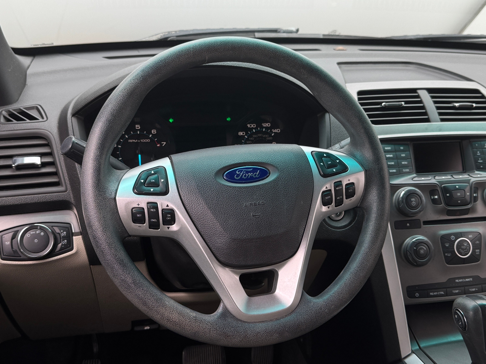 Thumbnail: 2014 Ford Explorer - 5