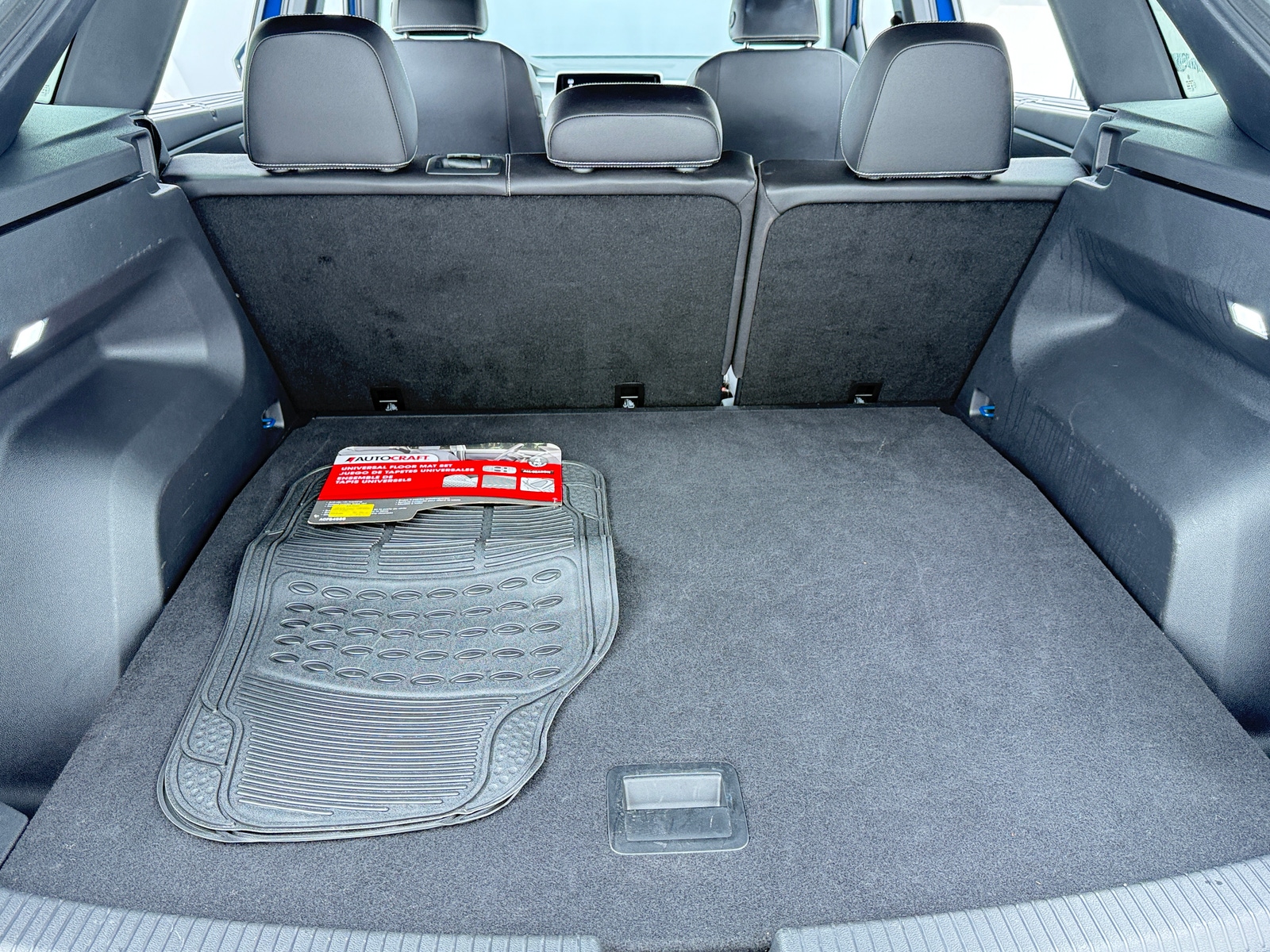 Thumbnail: 2025 Volkswagen Atlas - 6