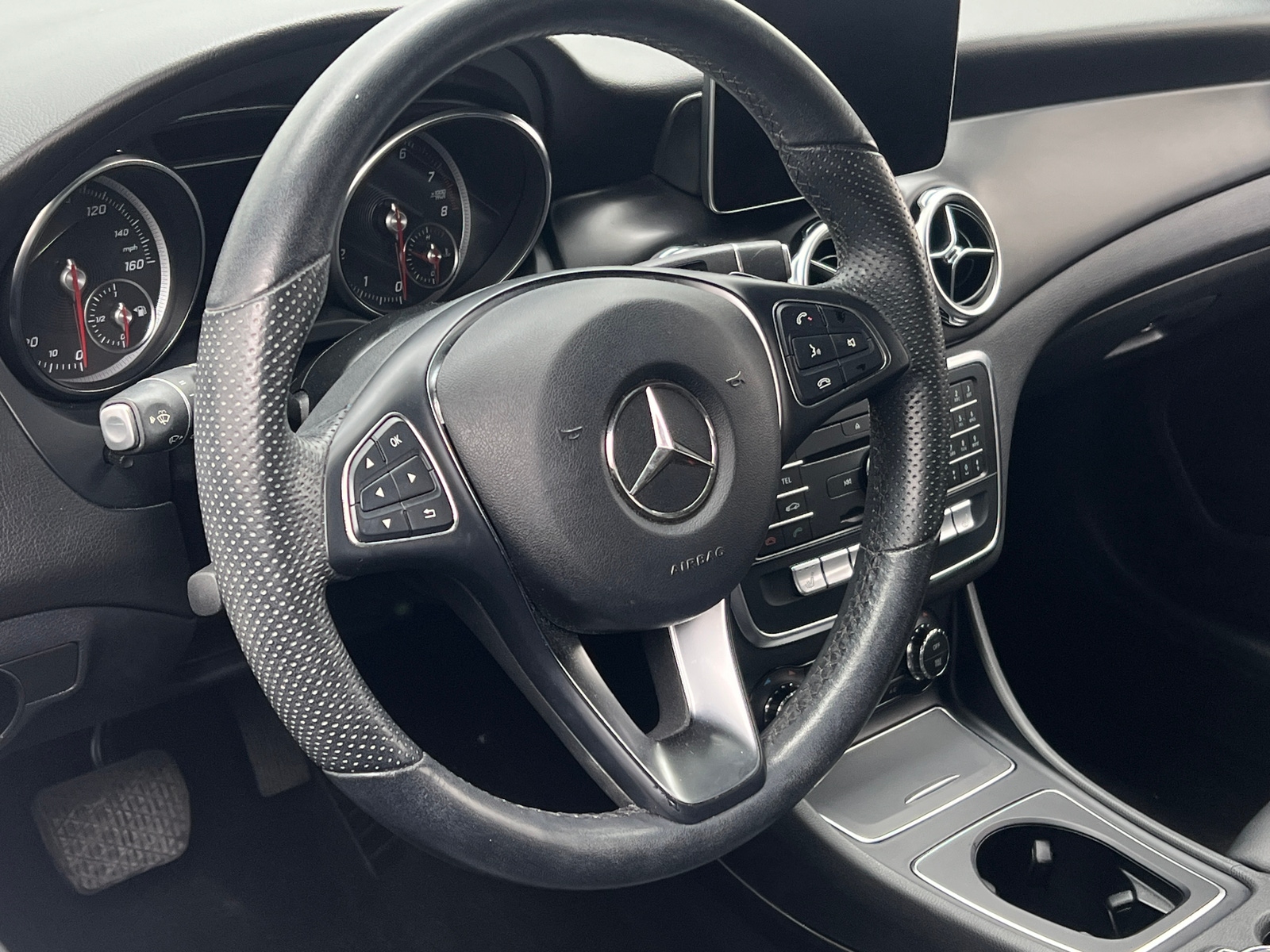 Thumbnail: 2019 Mercedes-Benz GLA - 4