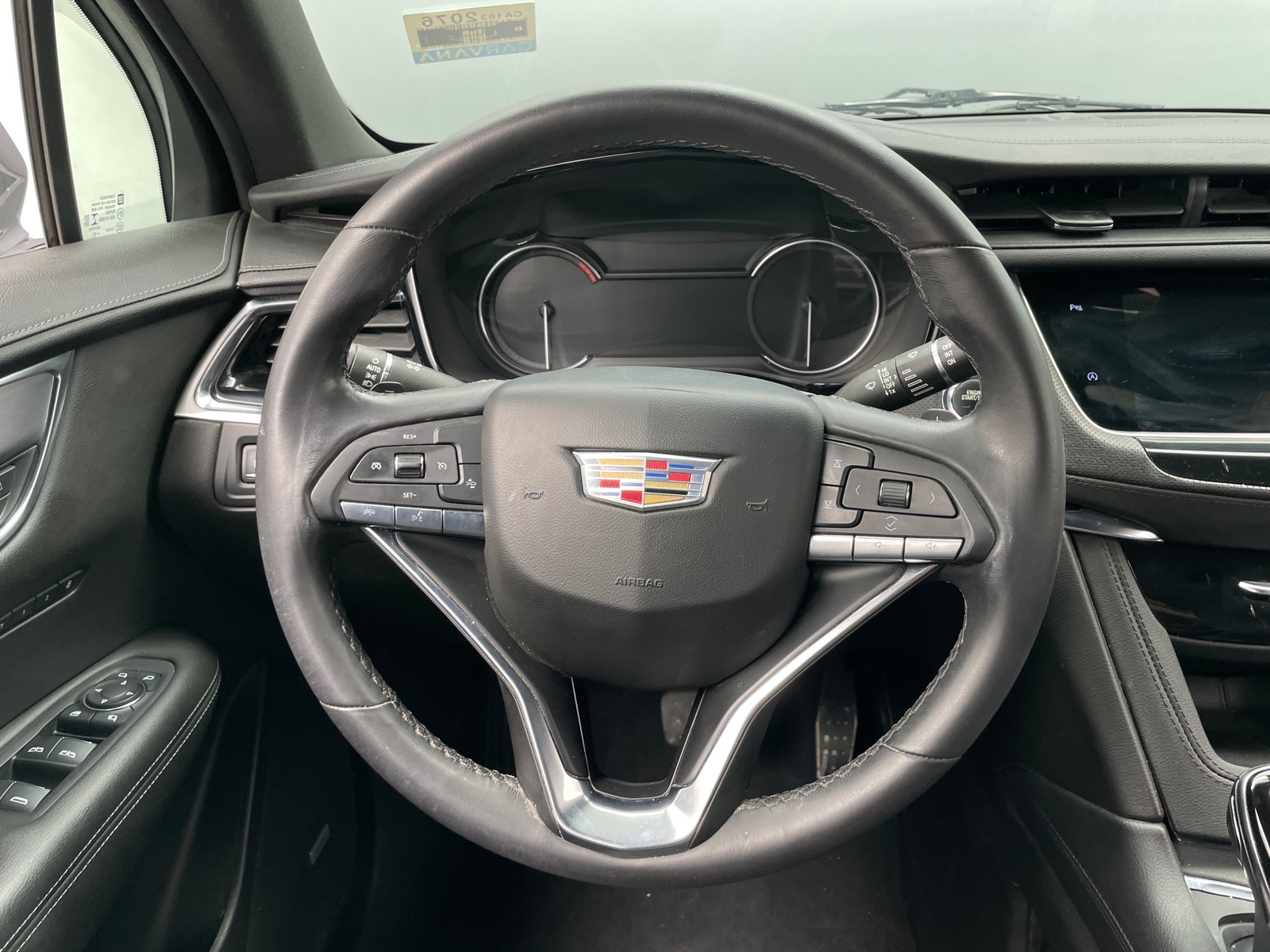 Thumbnail: 2022 Cadillac XT6 - 4