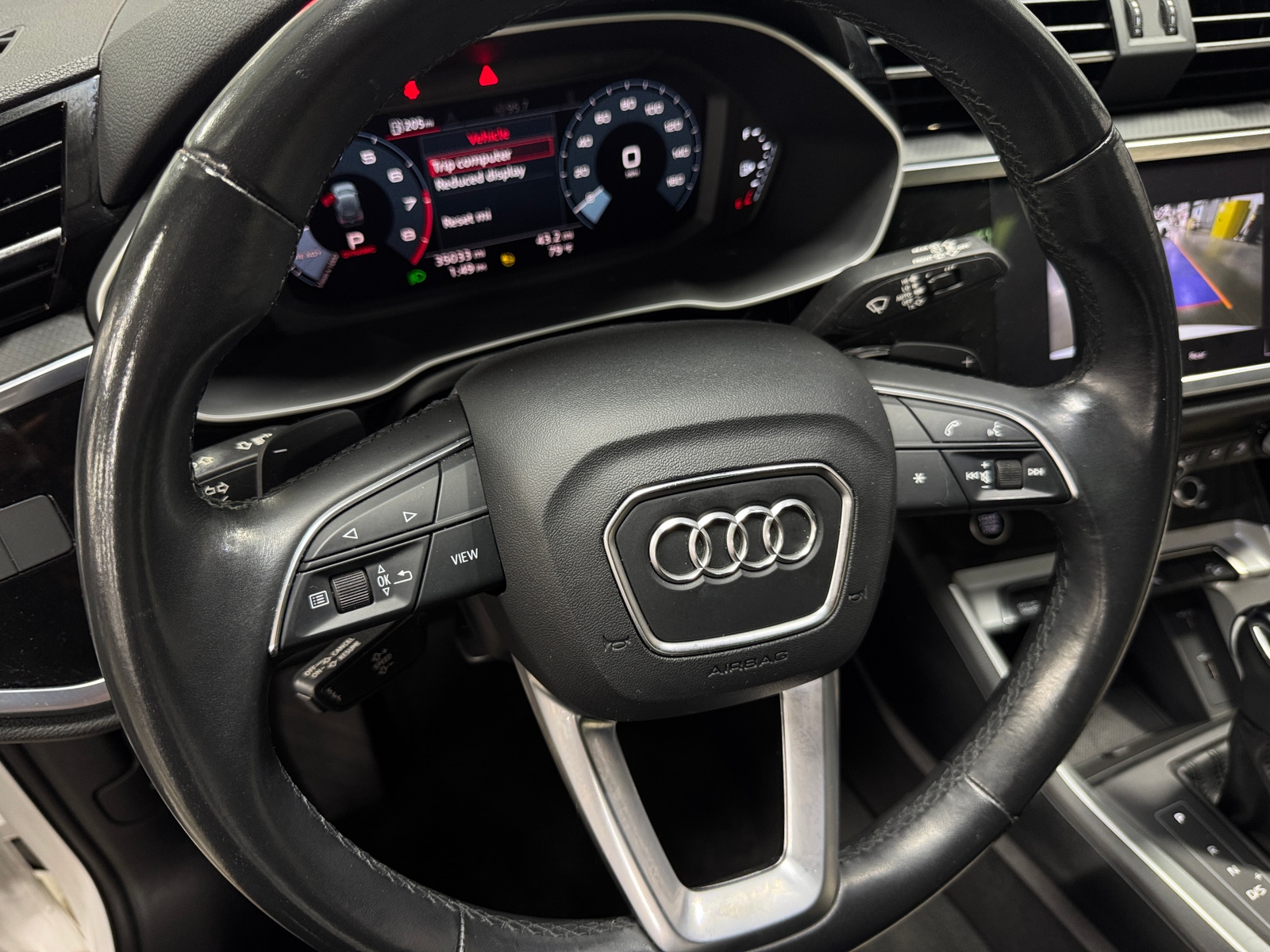 Thumbnail: 2021 Audi Q3 - 4