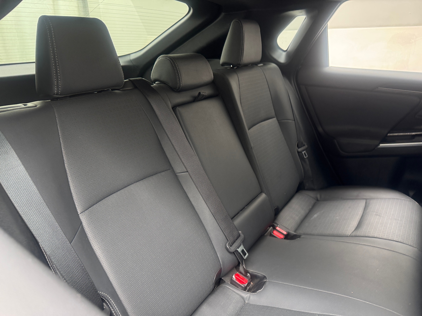 Thumbnail: 2023 Toyota bZ4X - 5