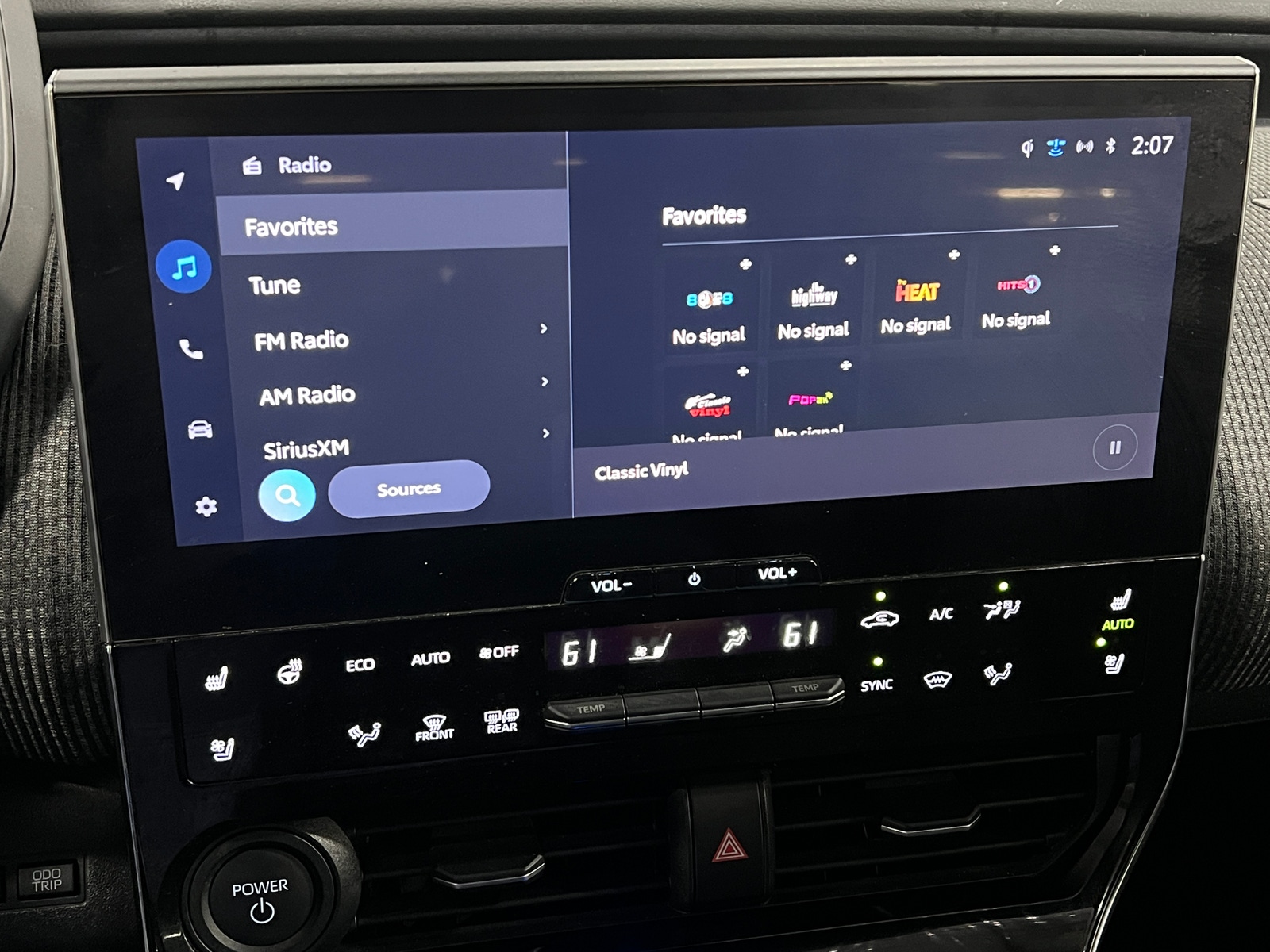 Thumbnail: 2023 Toyota bZ4X - 3