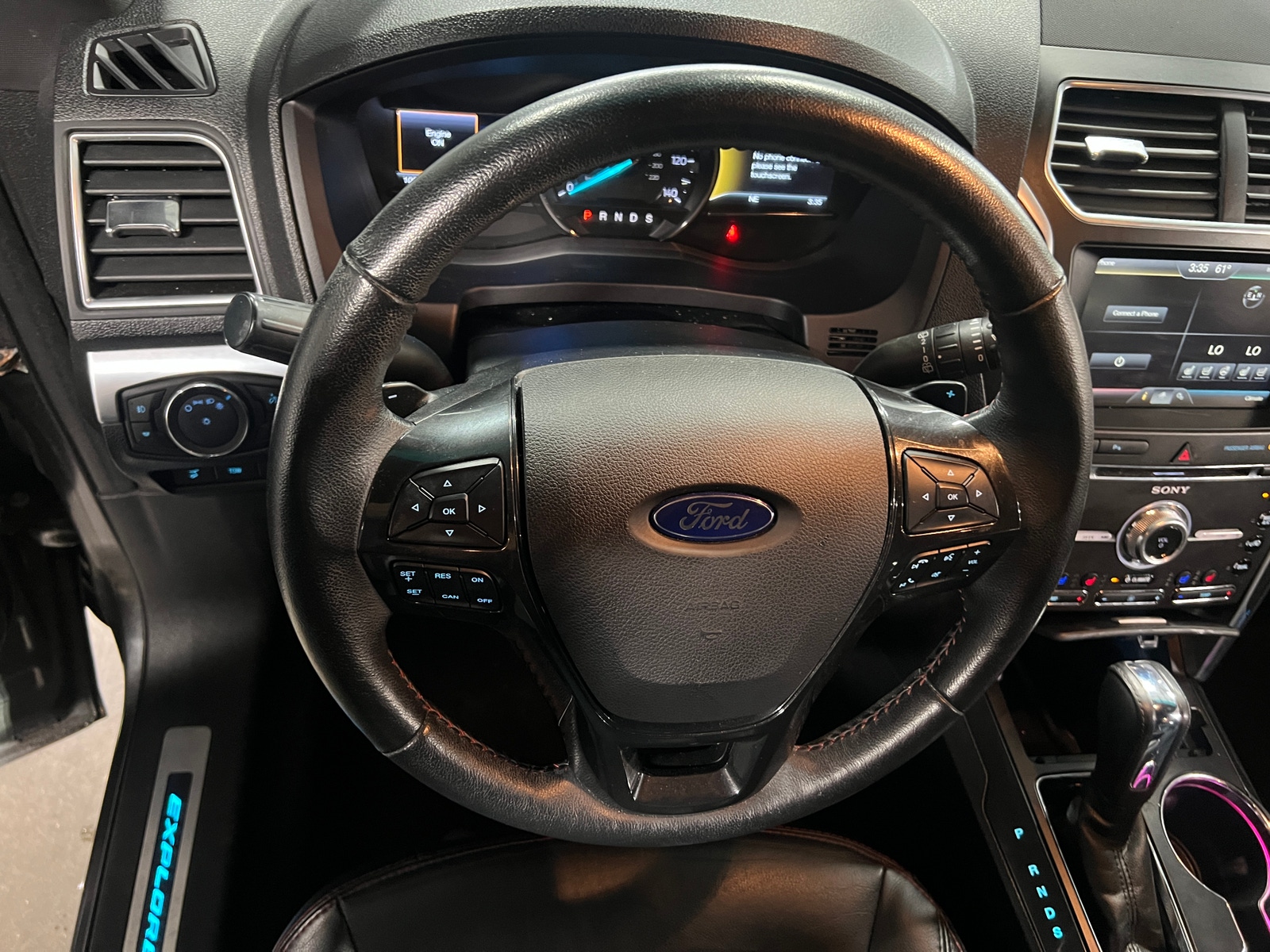 Thumbnail: 2016 Ford Explorer - 4