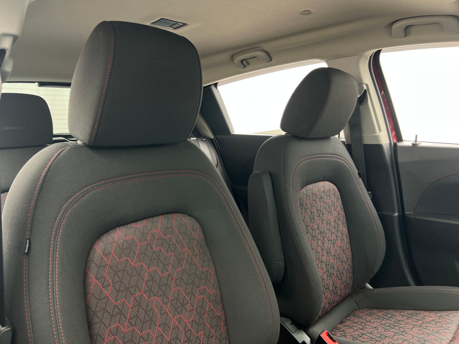 Thumbnail: 2018 Chevrolet Sonic - 2