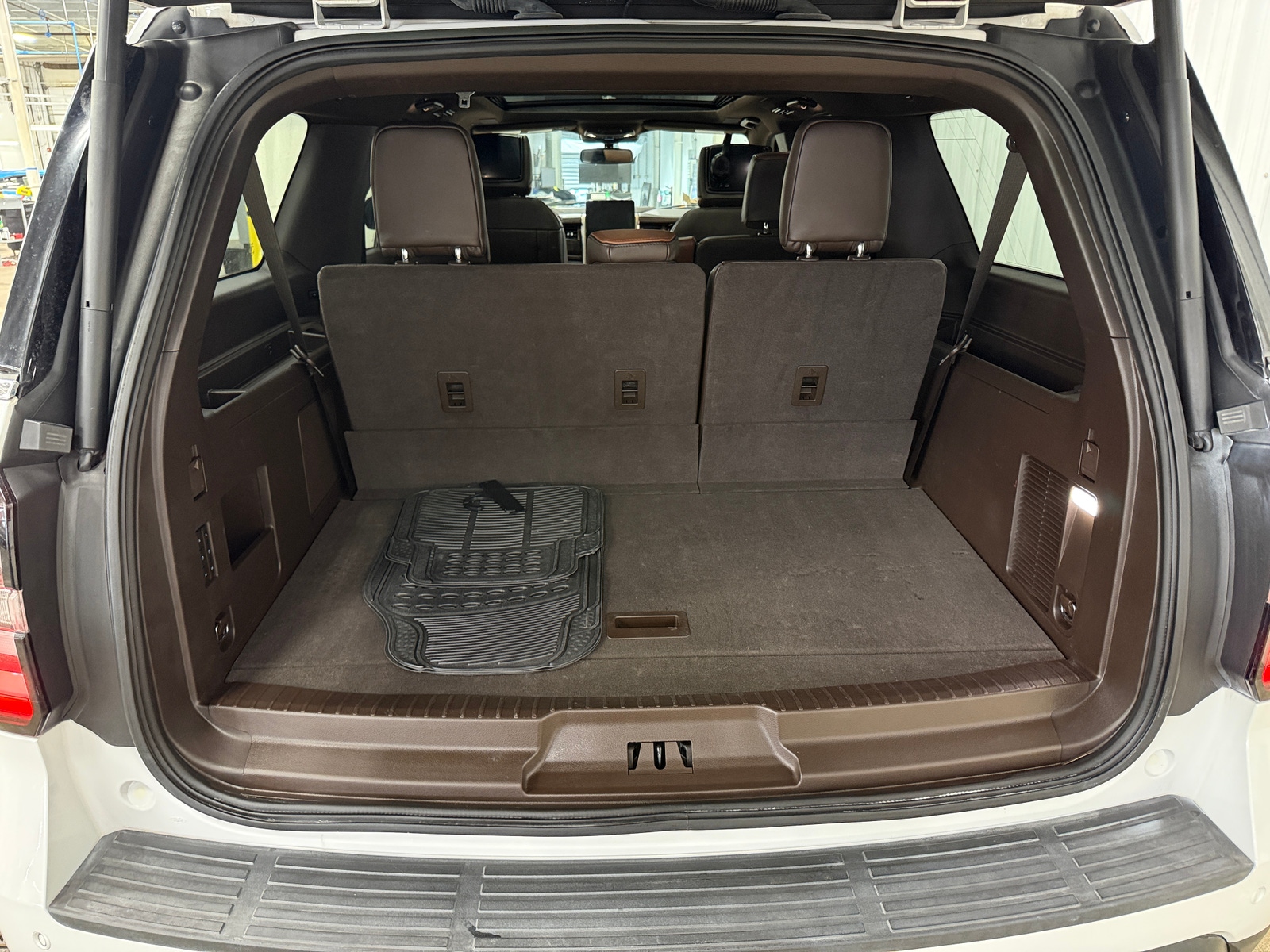 Thumbnail: 2022 Ford Expedition MAX - 6