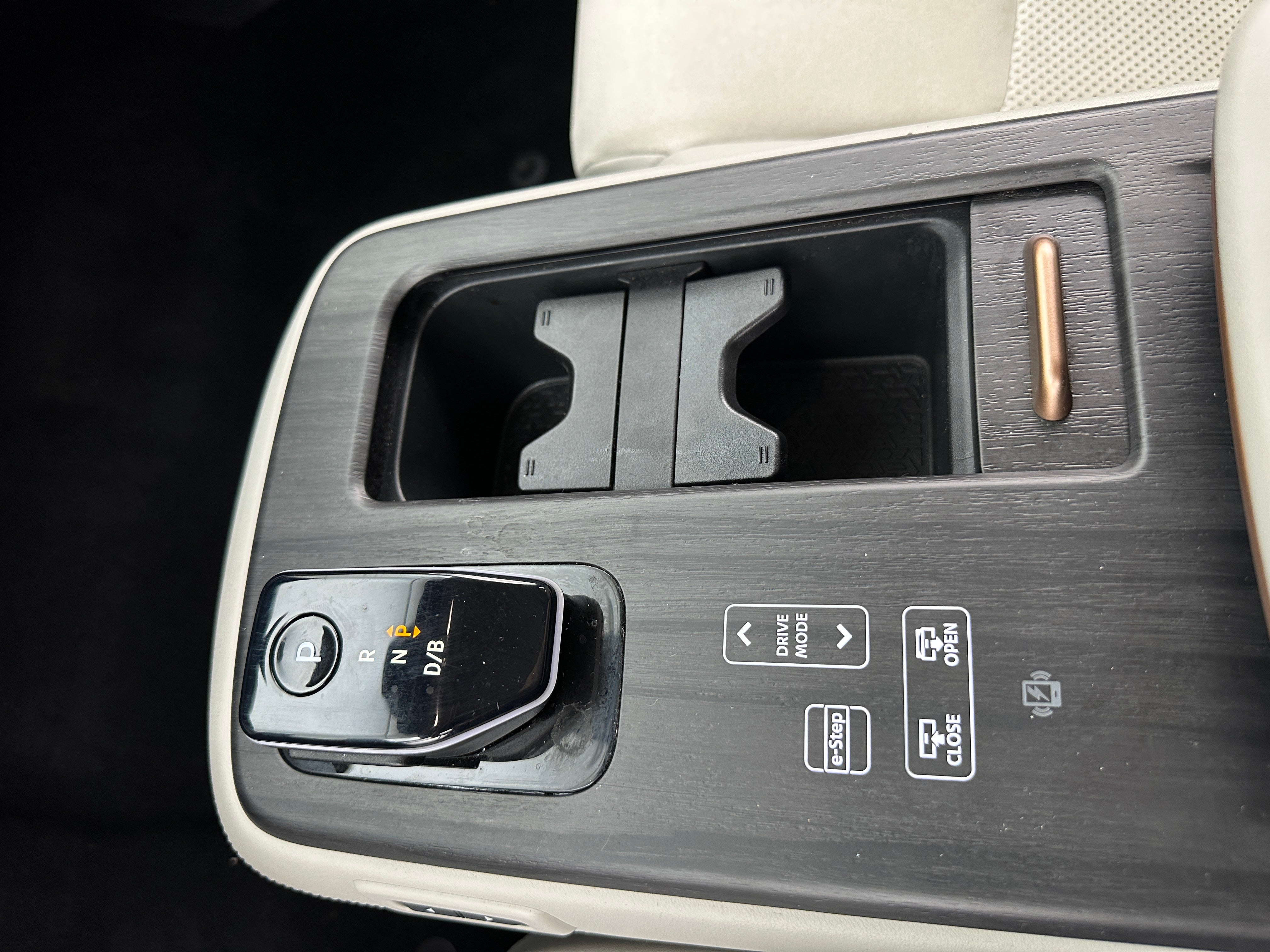 Used 2023 Nissan Ariya Evolve+ with VIN JN1DF0BB1PM711310 for sale in Oak Creek, WI