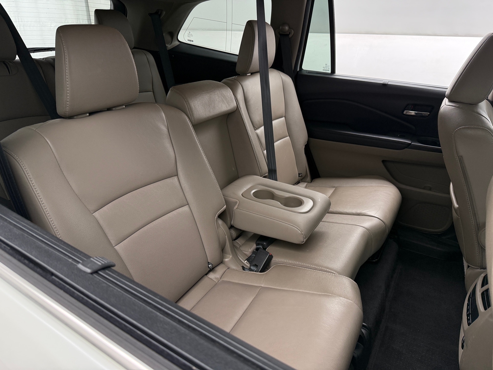 Thumbnail: 2017 Honda Pilot - 5