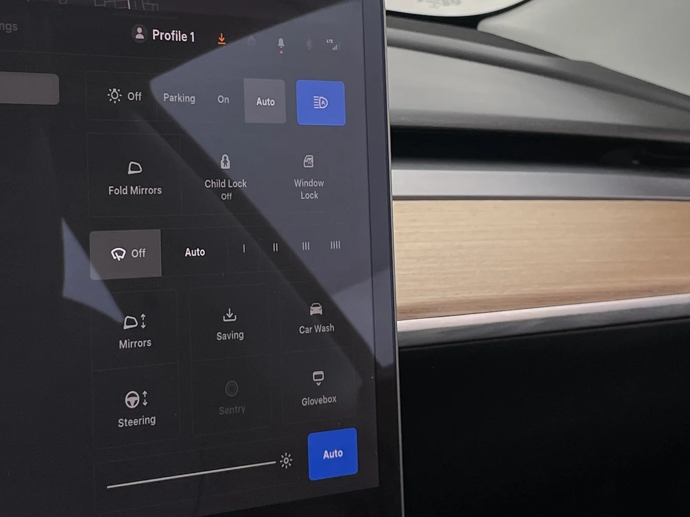 Thumbnail: 2020 Tesla Model 3 - 3