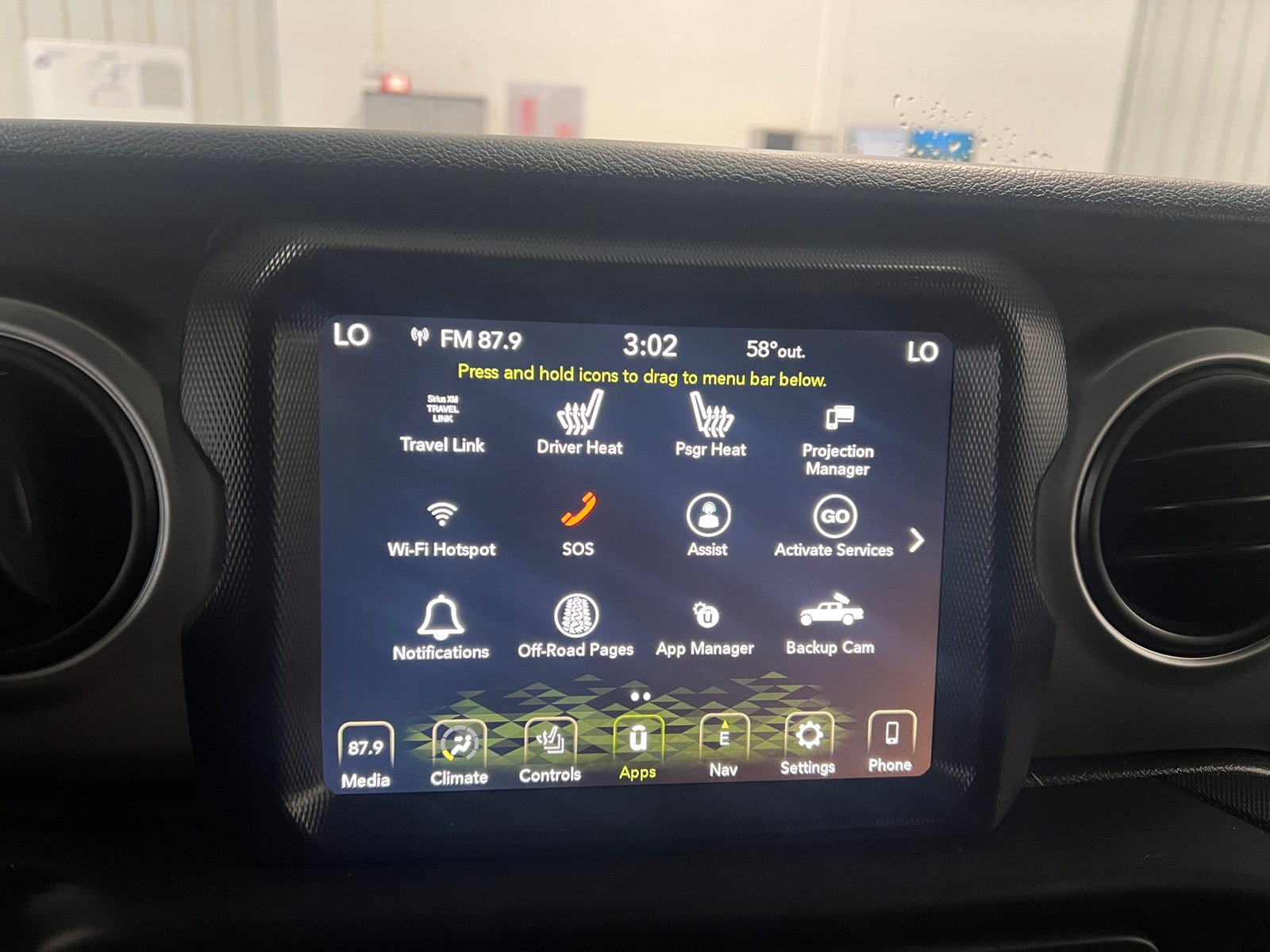 Thumbnail: 2021 Jeep Gladiator - 4