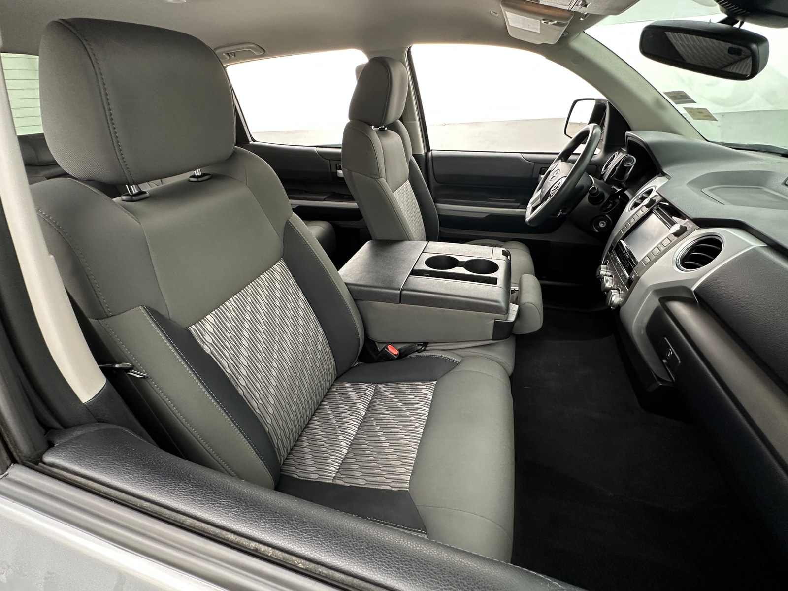 Thumbnail: 2019 Toyota Tundra - 2