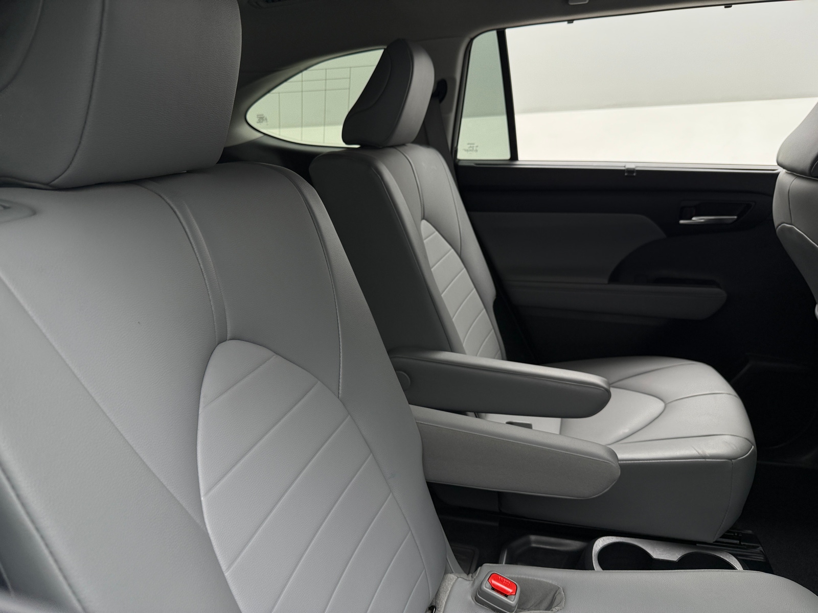 Thumbnail: 2021 Toyota Highlander - 5