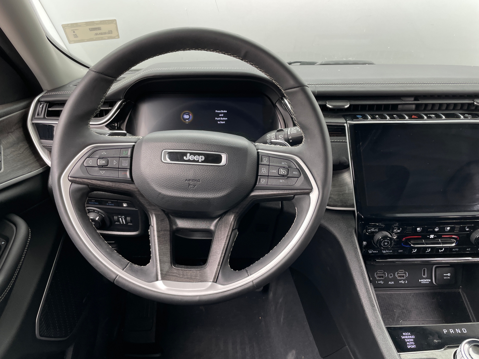 Thumbnail: 2022 Jeep Grand Cherokee - 4