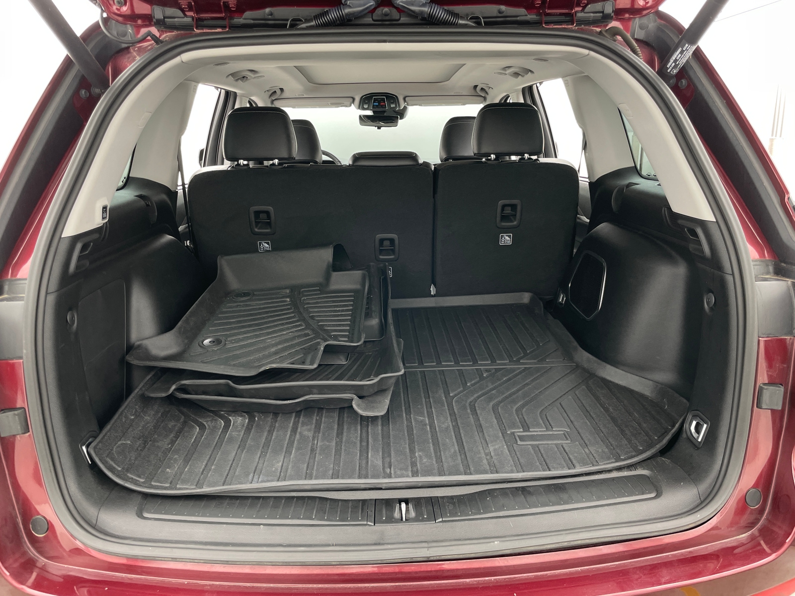 Thumbnail: 2022 Jeep Grand Cherokee - 6