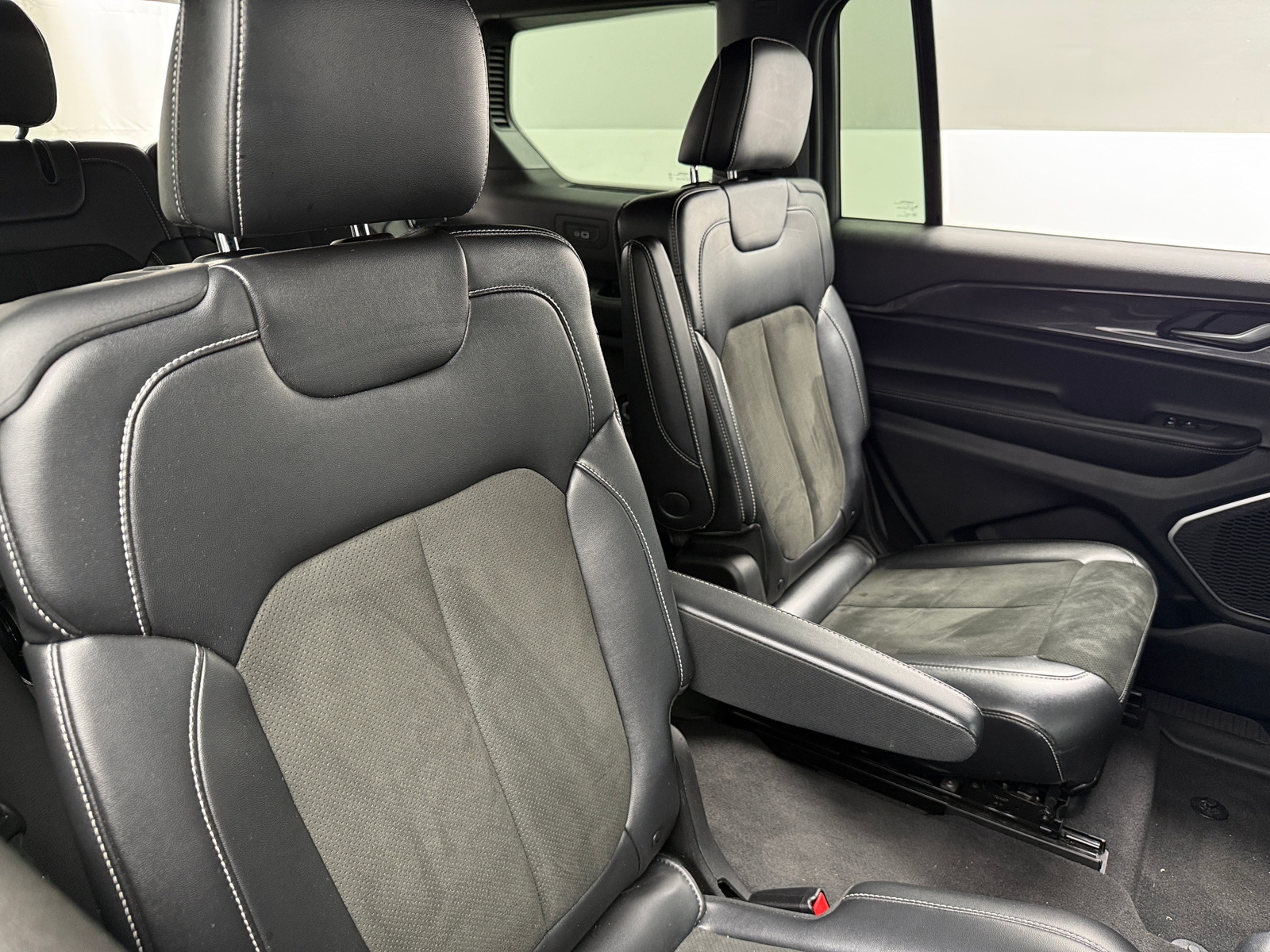 Thumbnail: 2021 Jeep Grand Cherokee L - 5