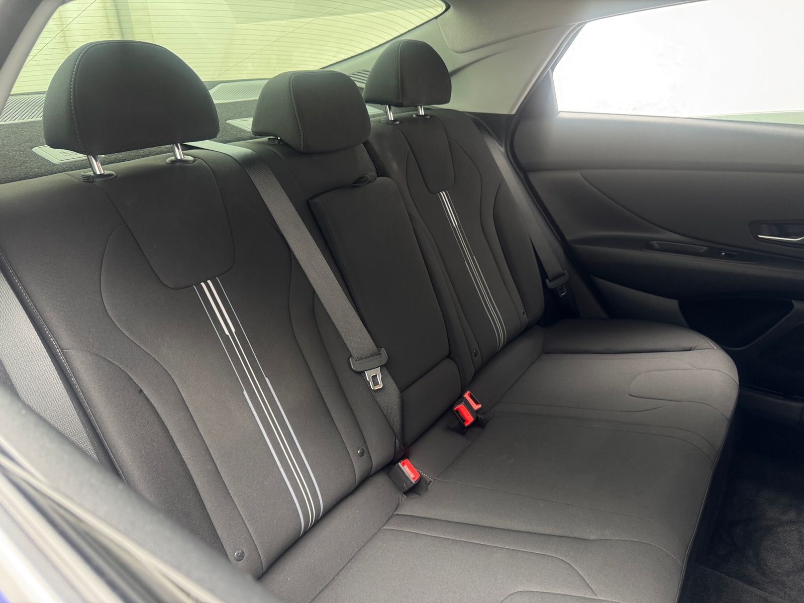 Thumbnail: 2022 Hyundai Elantra - 6