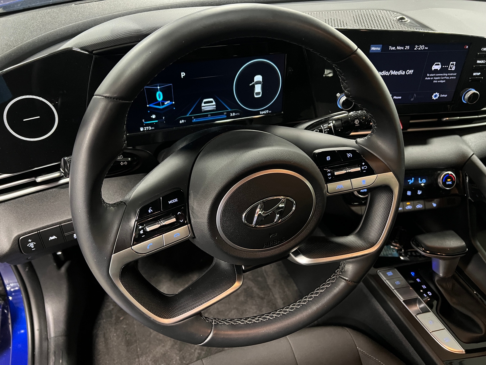 Thumbnail: 2022 Hyundai Elantra - 5