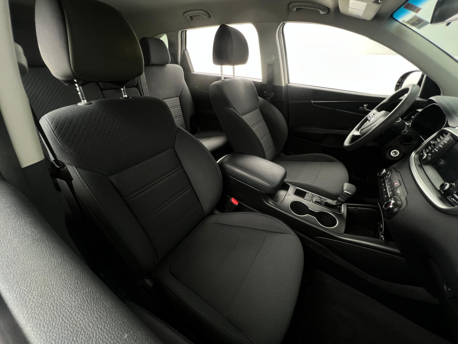 Thumbnail: 2019 Kia Sorento - 2