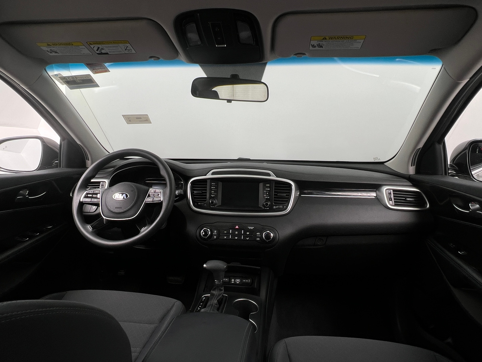 Thumbnail: 2019 Kia Sorento - 3