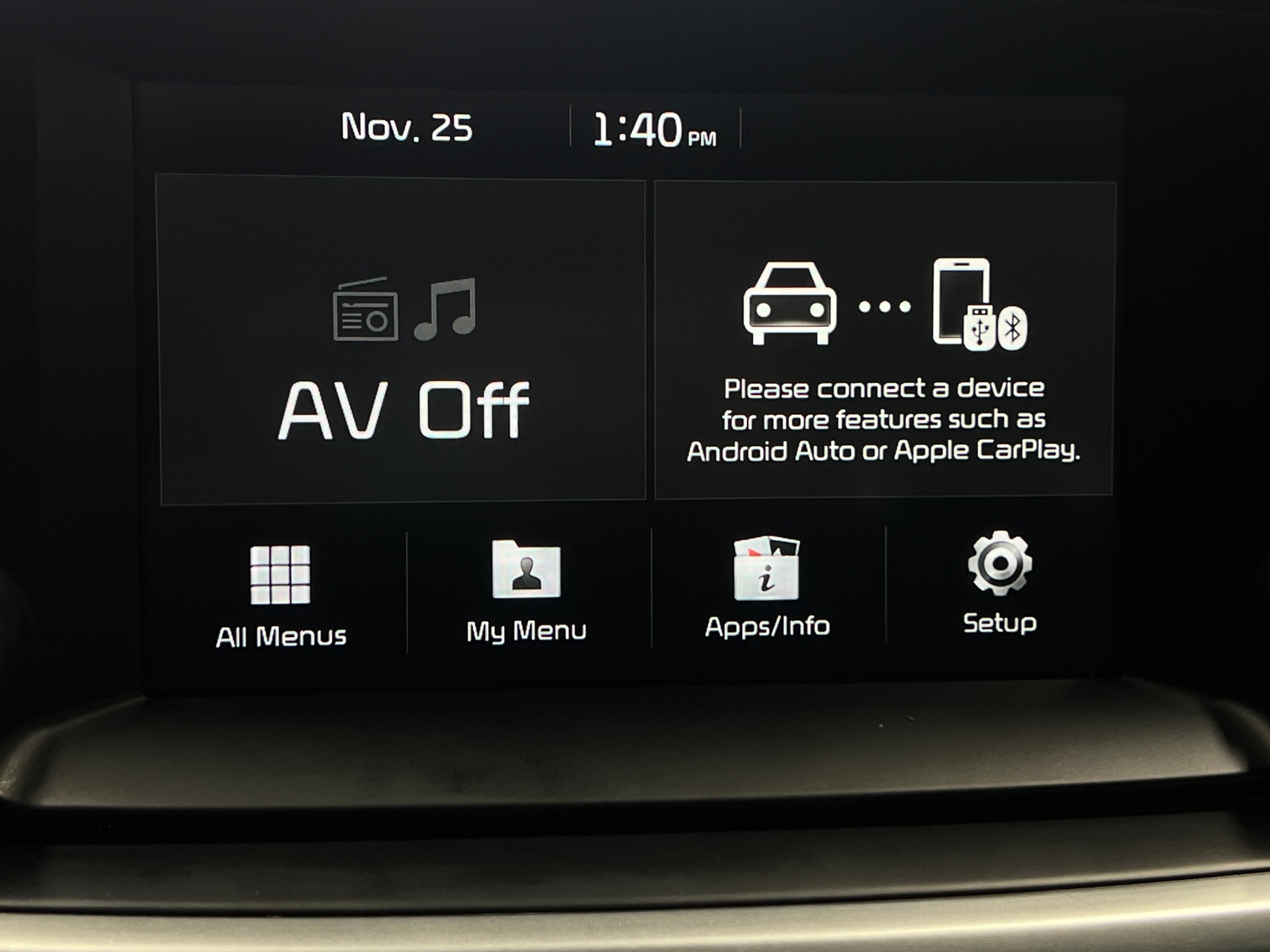 Thumbnail: 2019 Kia Sorento - 4